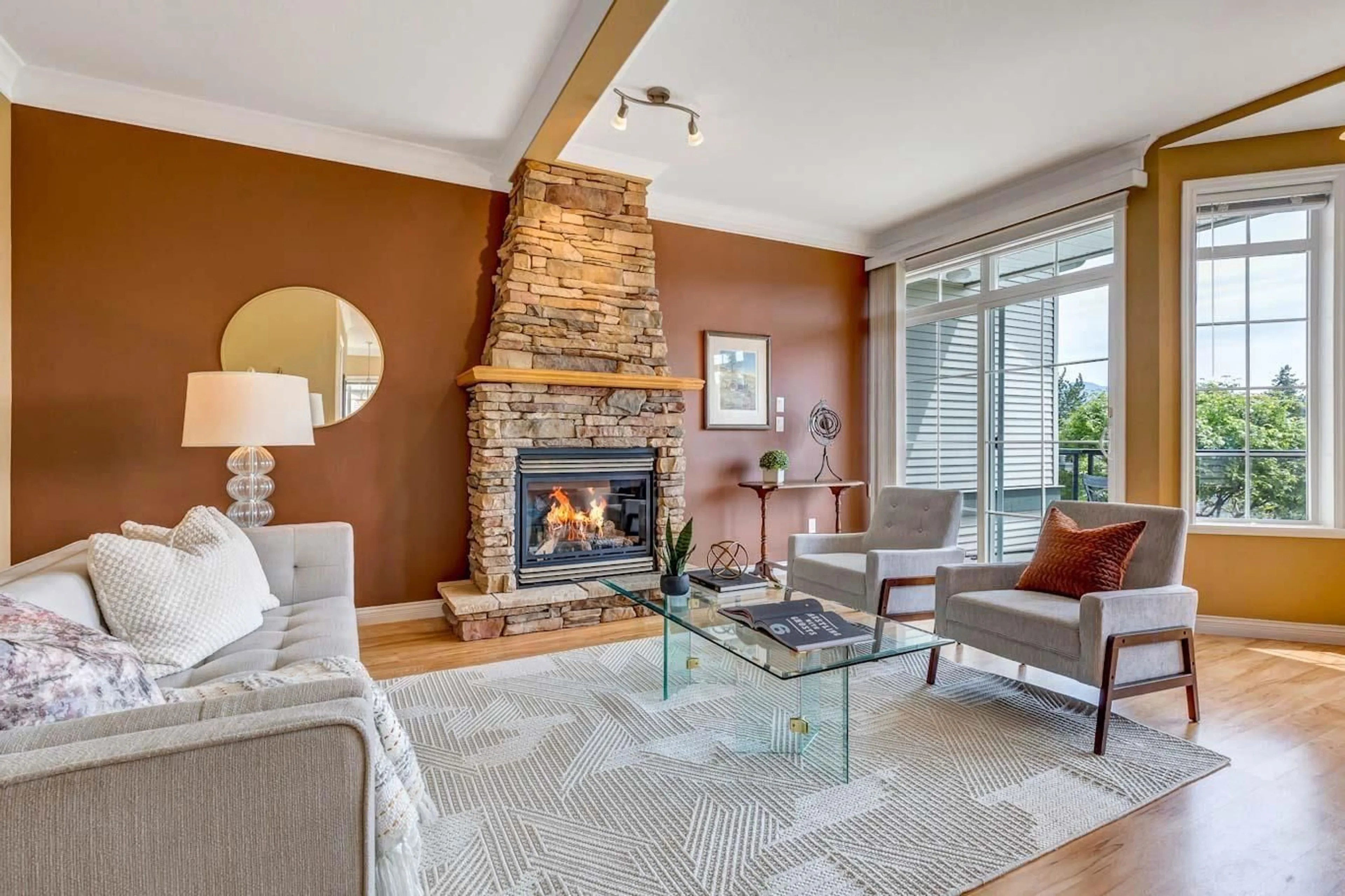 Living room with furniture, unknown for 4 - 2088 WINFIELD, Abbotsford British Columbia V3G3C3