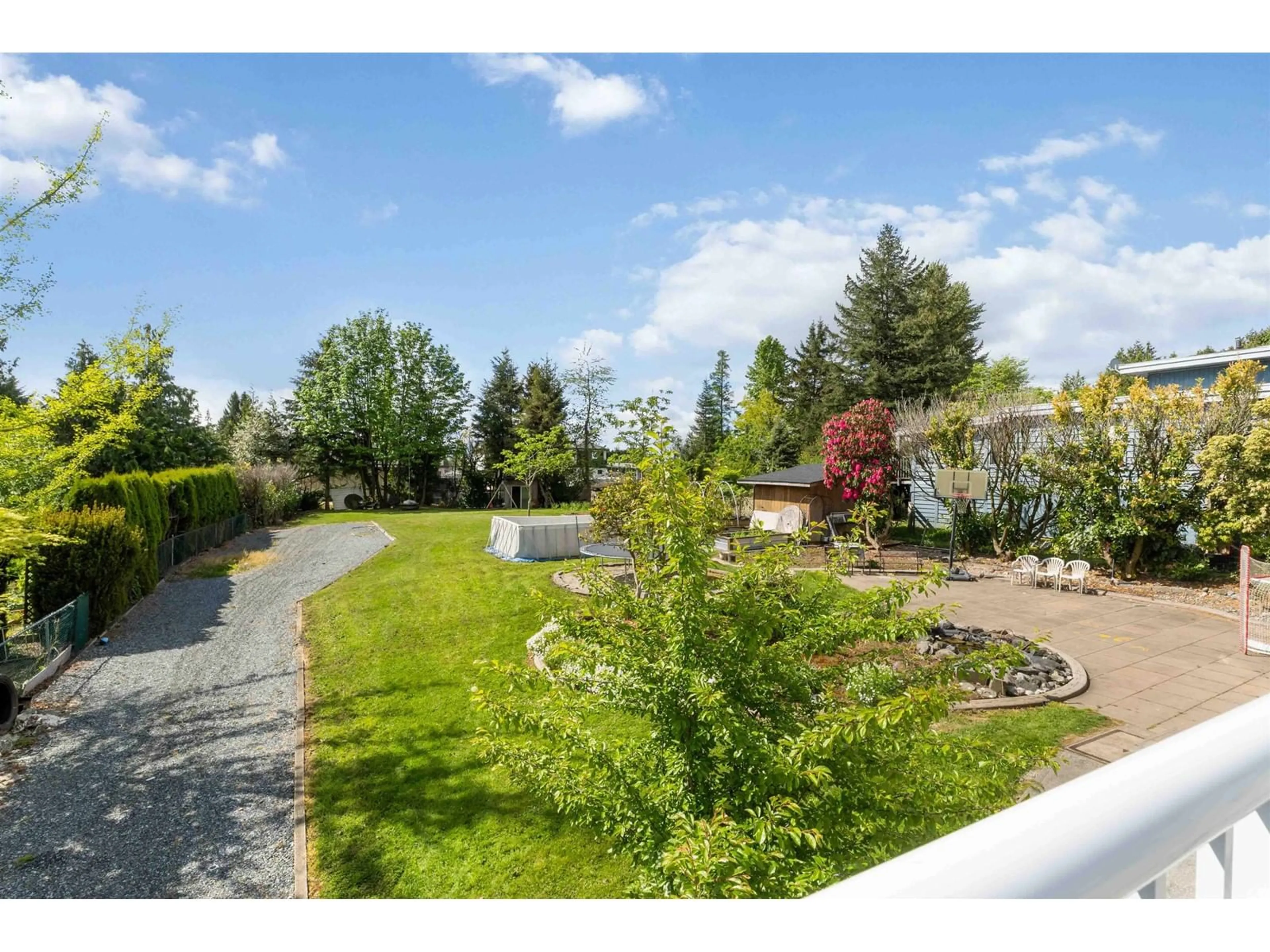 A pic from outside/outdoor area/front of a property/back of a property/a pic from drone, unknown for 29366 DUNCAN, Abbotsford British Columbia V4X1J5