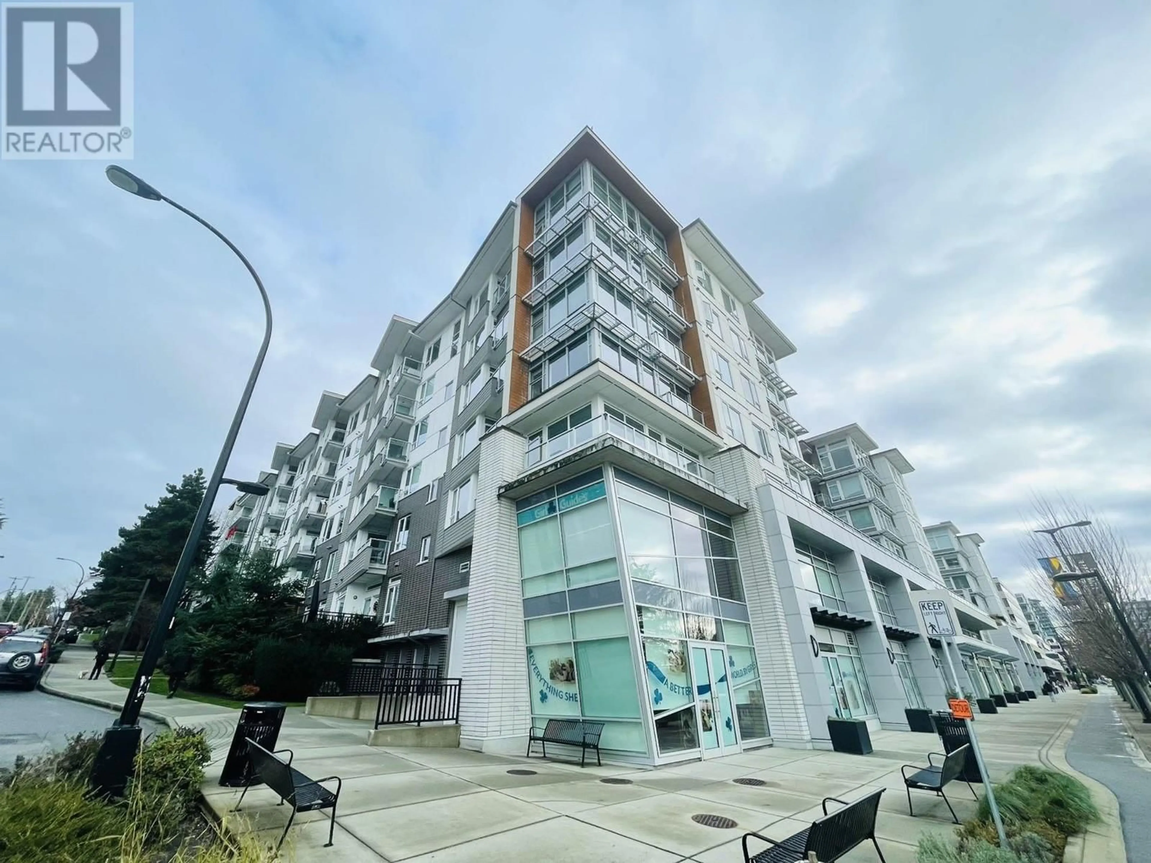 Unknown for 107 - 277 1ST STREET, North Vancouver British Columbia V7M0E8