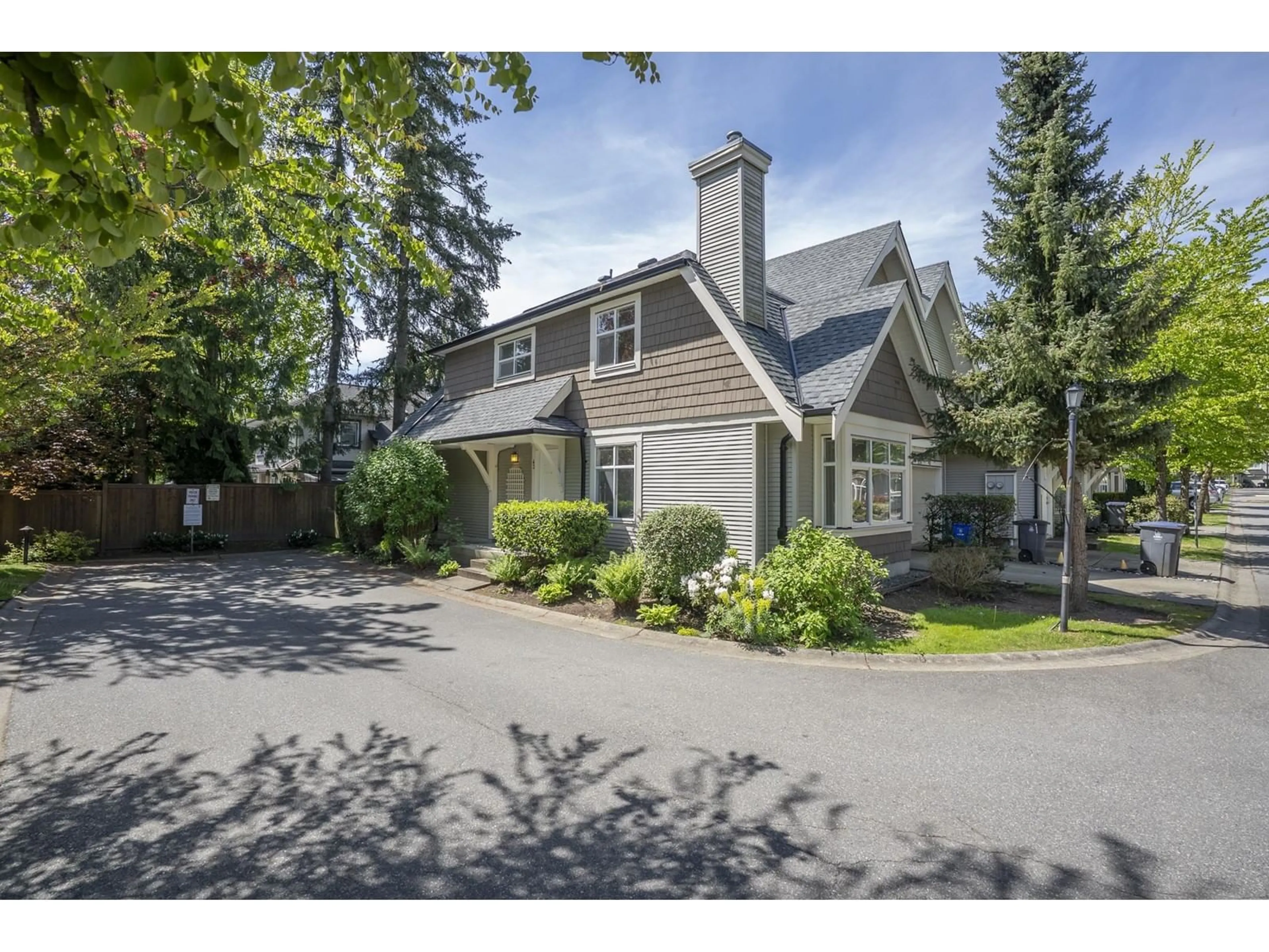Unknown for 43 - 15968 82, Surrey British Columbia V4N0S9