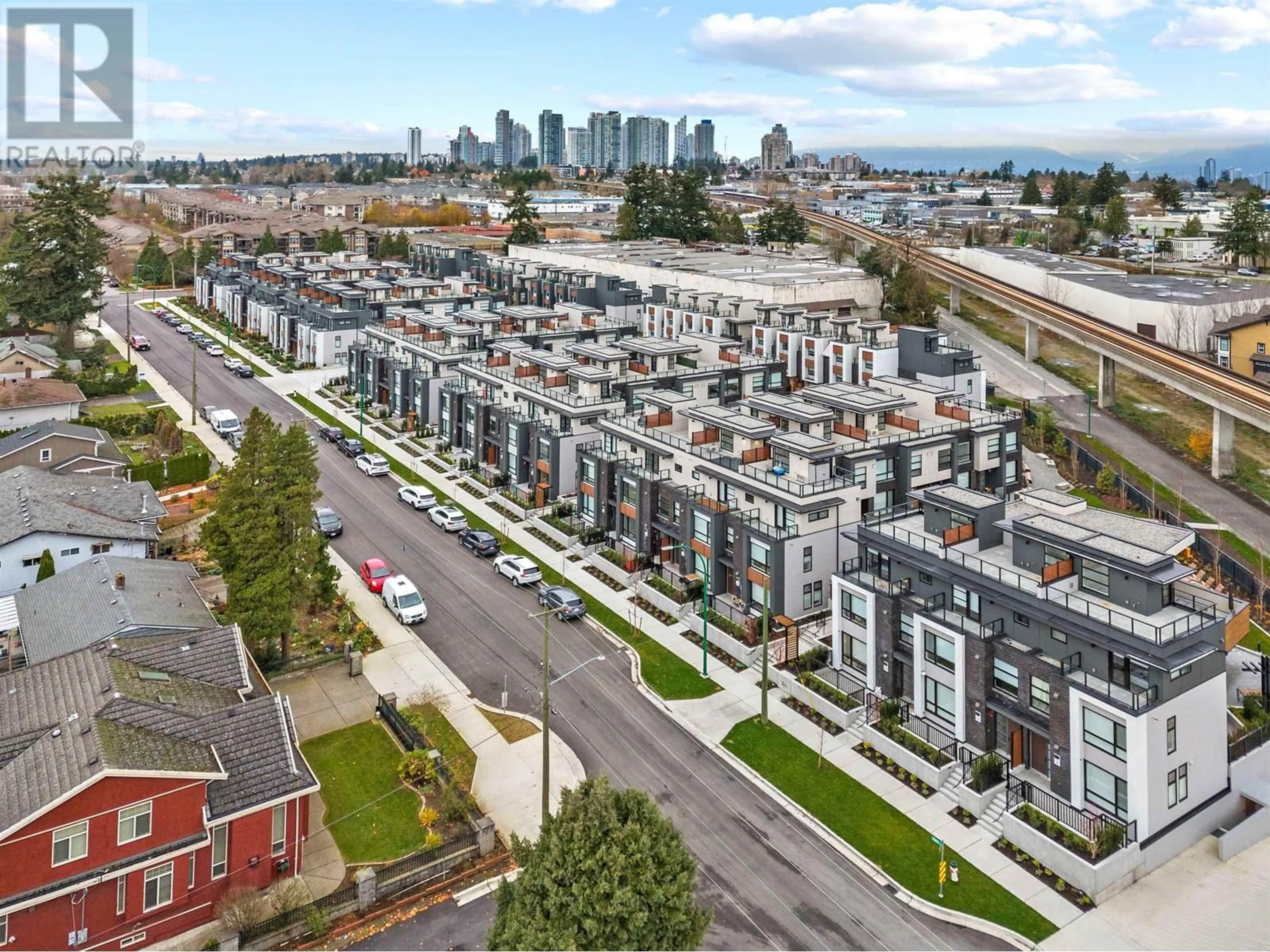 A pic from outside/outdoor area/front of a property/back of a property/a pic from drone, city buildings view from balcony for 614 - 6085 IRMIN STREET, Burnaby British Columbia V5J5C5