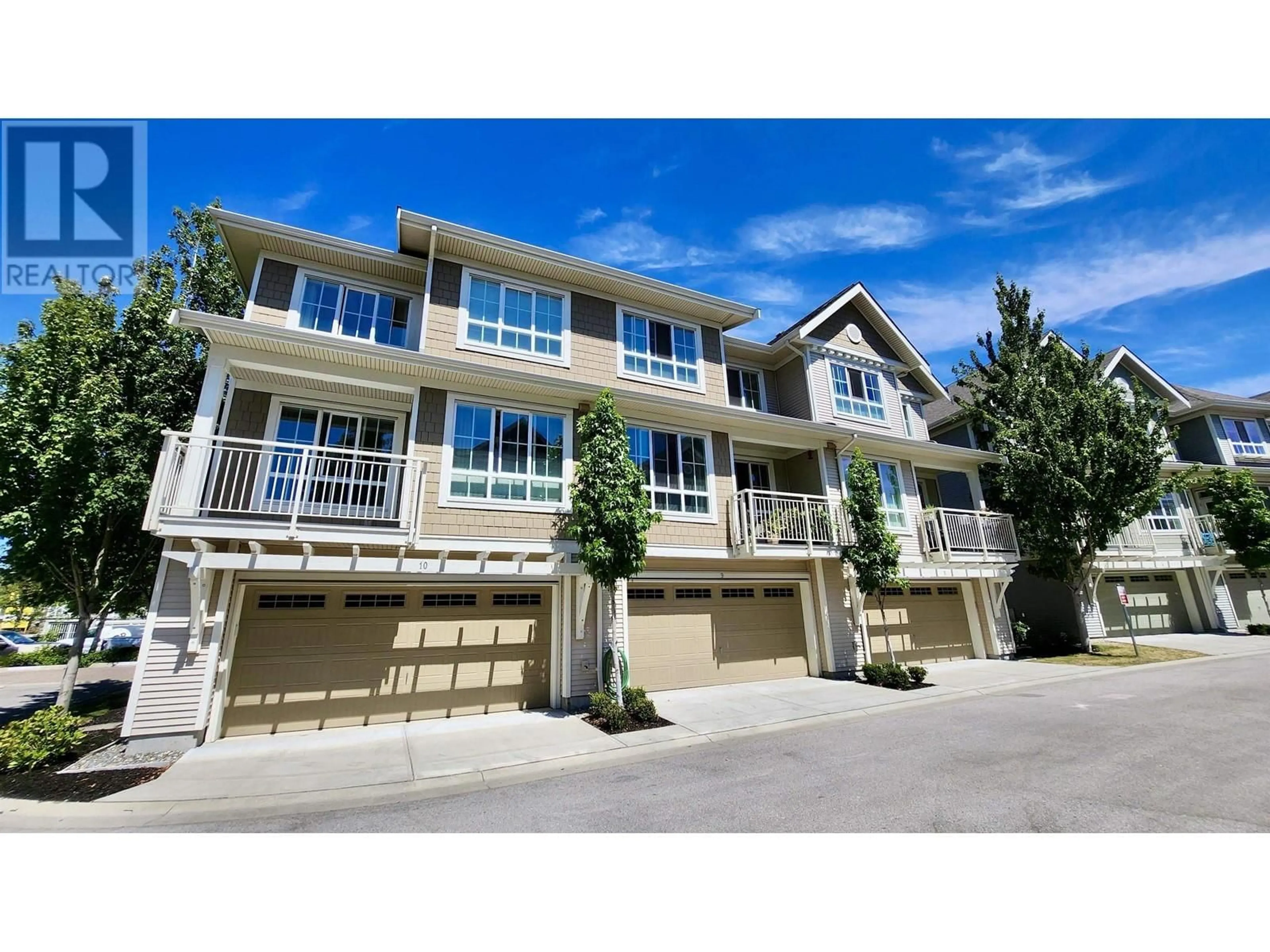 Unknown for 32 - 5510 ADMIRAL WAY, Delta British Columbia V4K0C3