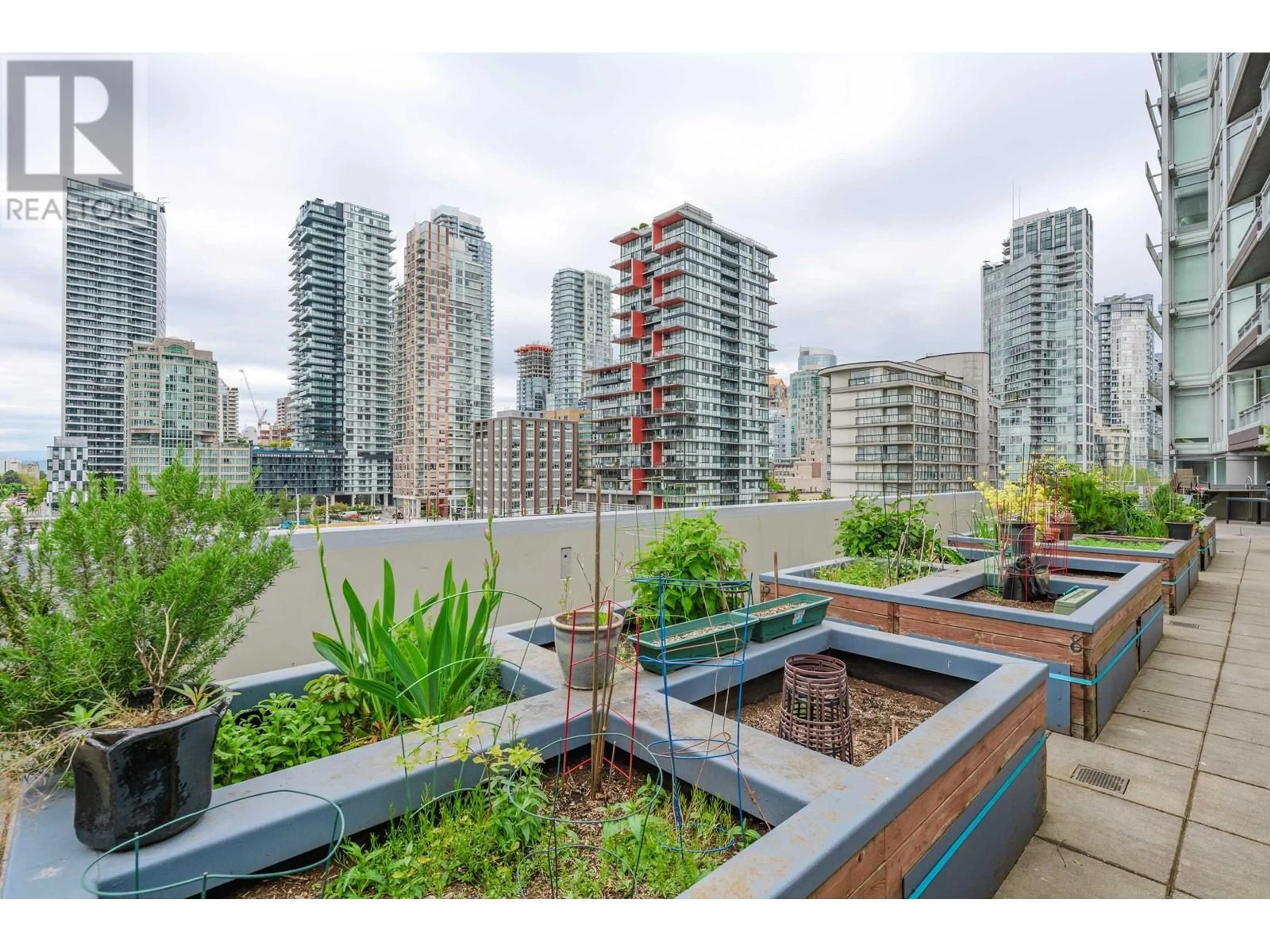 Patio, city buildings view from balcony for 607 - 1372 SEYMOUR STREET, Vancouver British Columbia V6B0L1