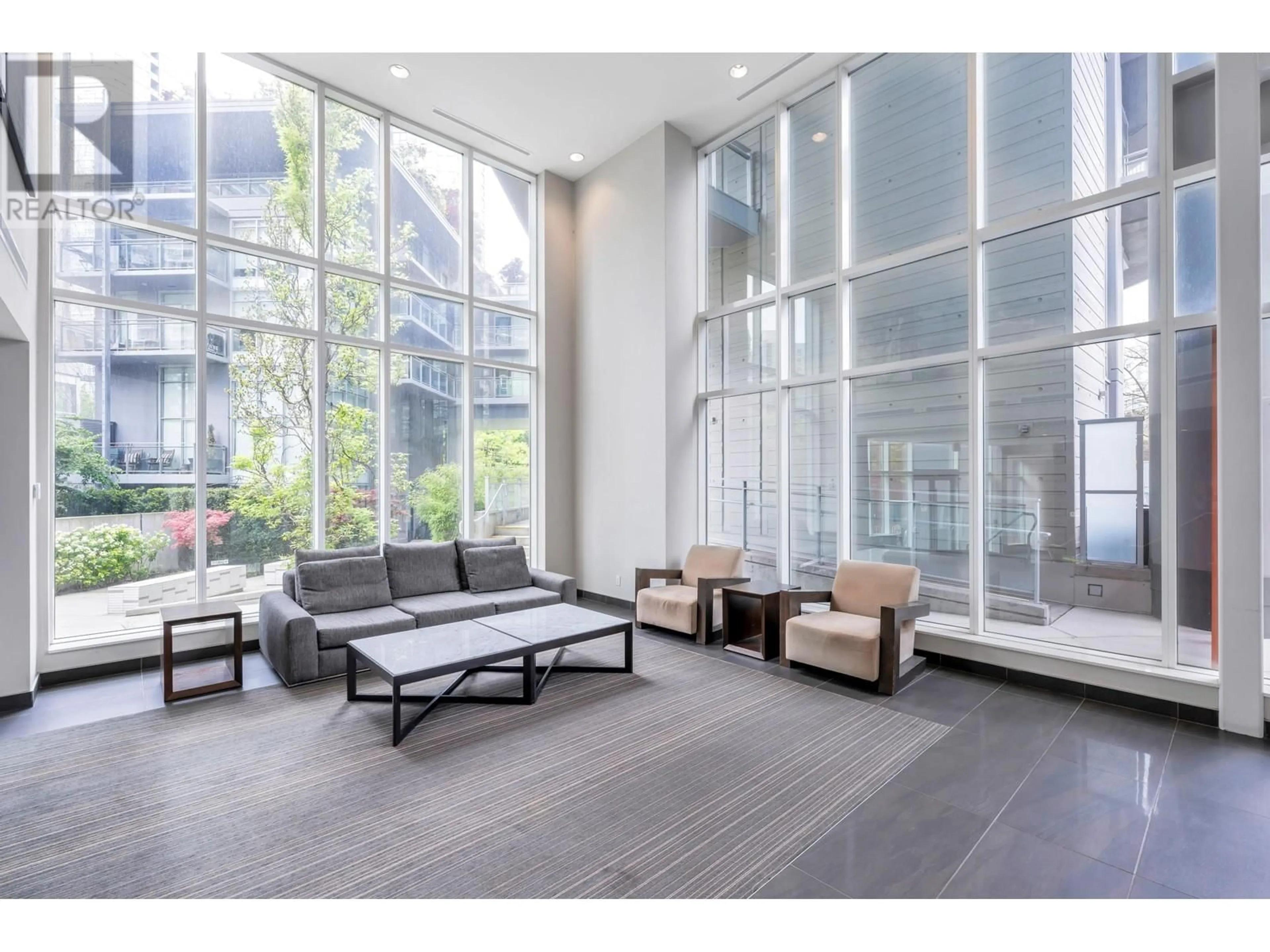 Indoor foyer for 607 - 1372 SEYMOUR STREET, Vancouver British Columbia V6B0L1