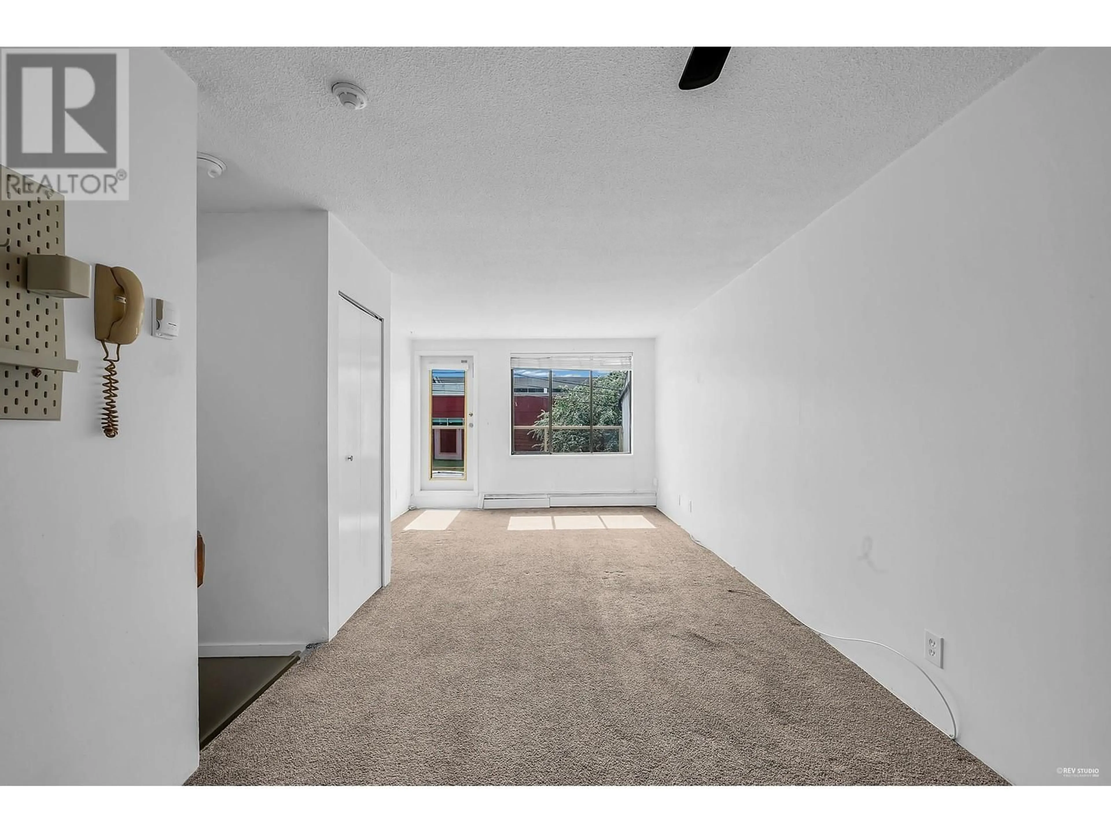 A pic of a room for 108 - 812 MILTON STREET, New Westminster British Columbia V3M1N2