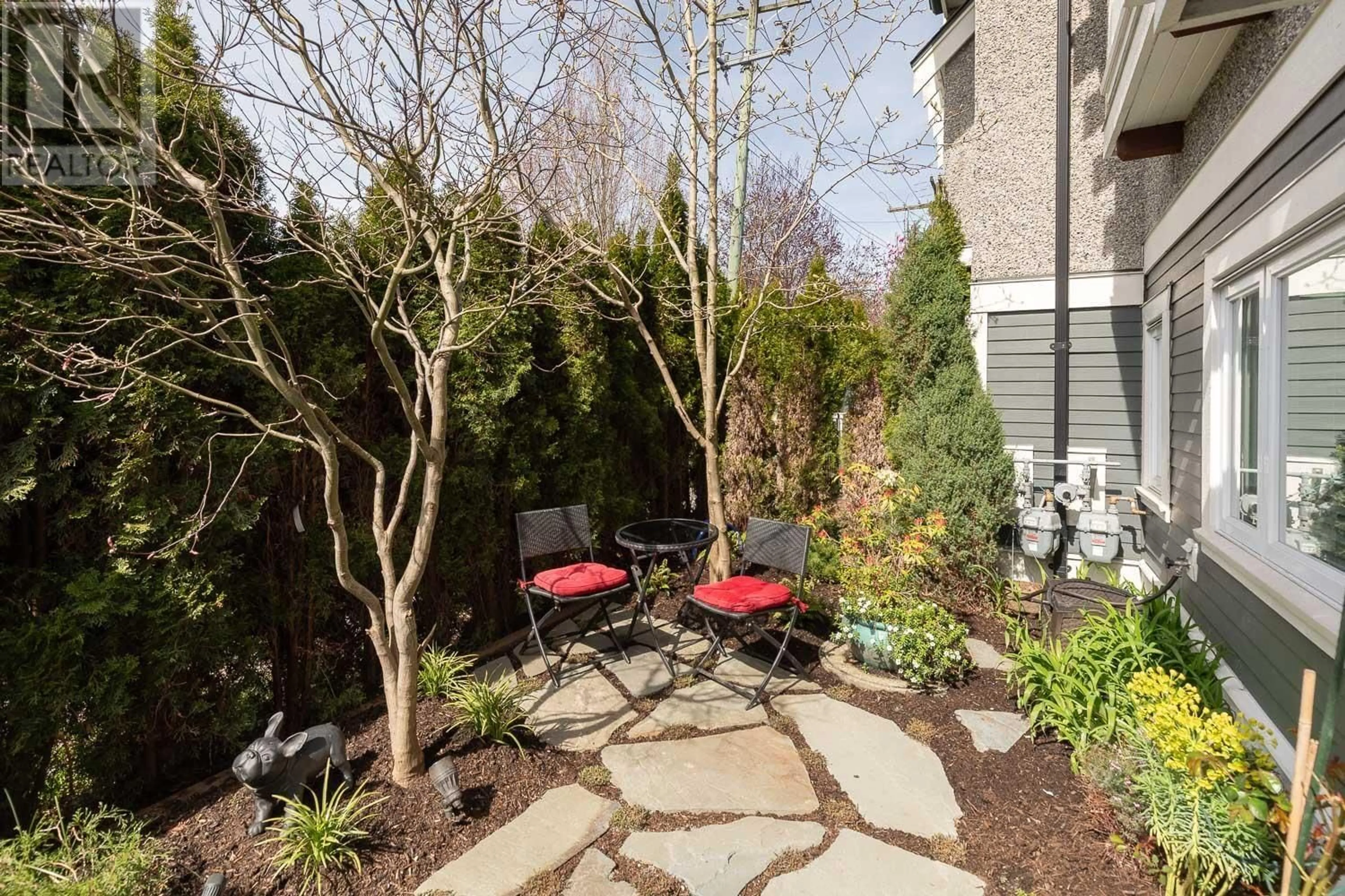 Patio, street for 1828 WOODLAND DRIVE, Vancouver British Columbia V5N3N7