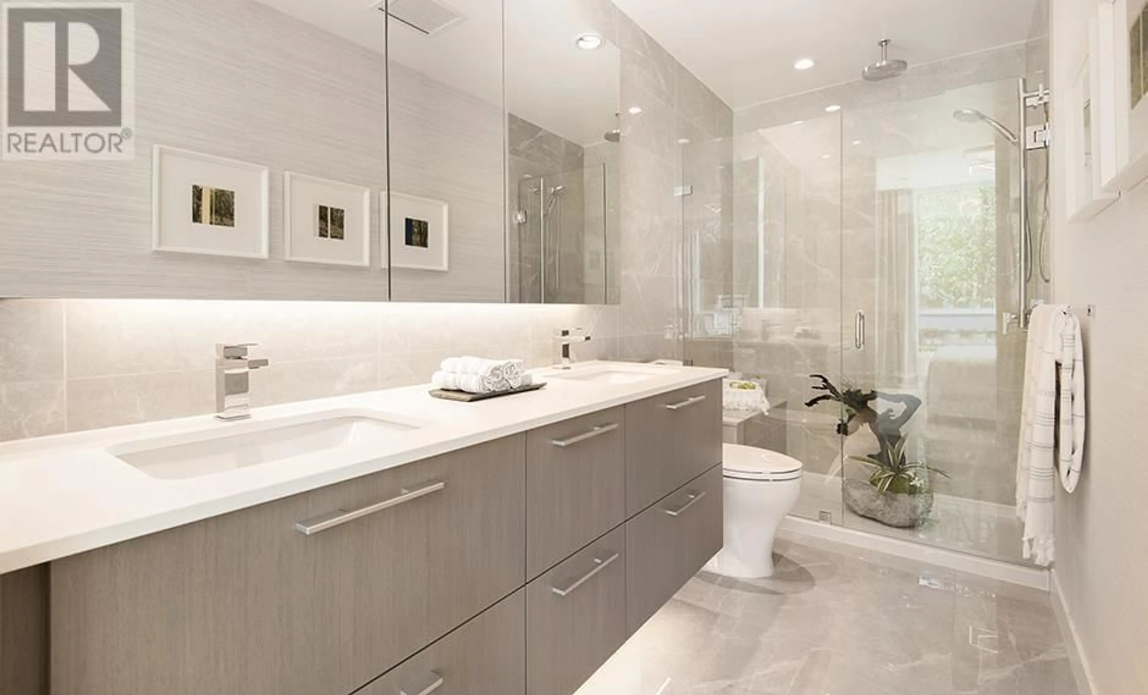 Contemporary bathroom, ceramic/tile floor for 311 - 5608 BERTON AVENUE, Vancouver British Columbia V6S0M6