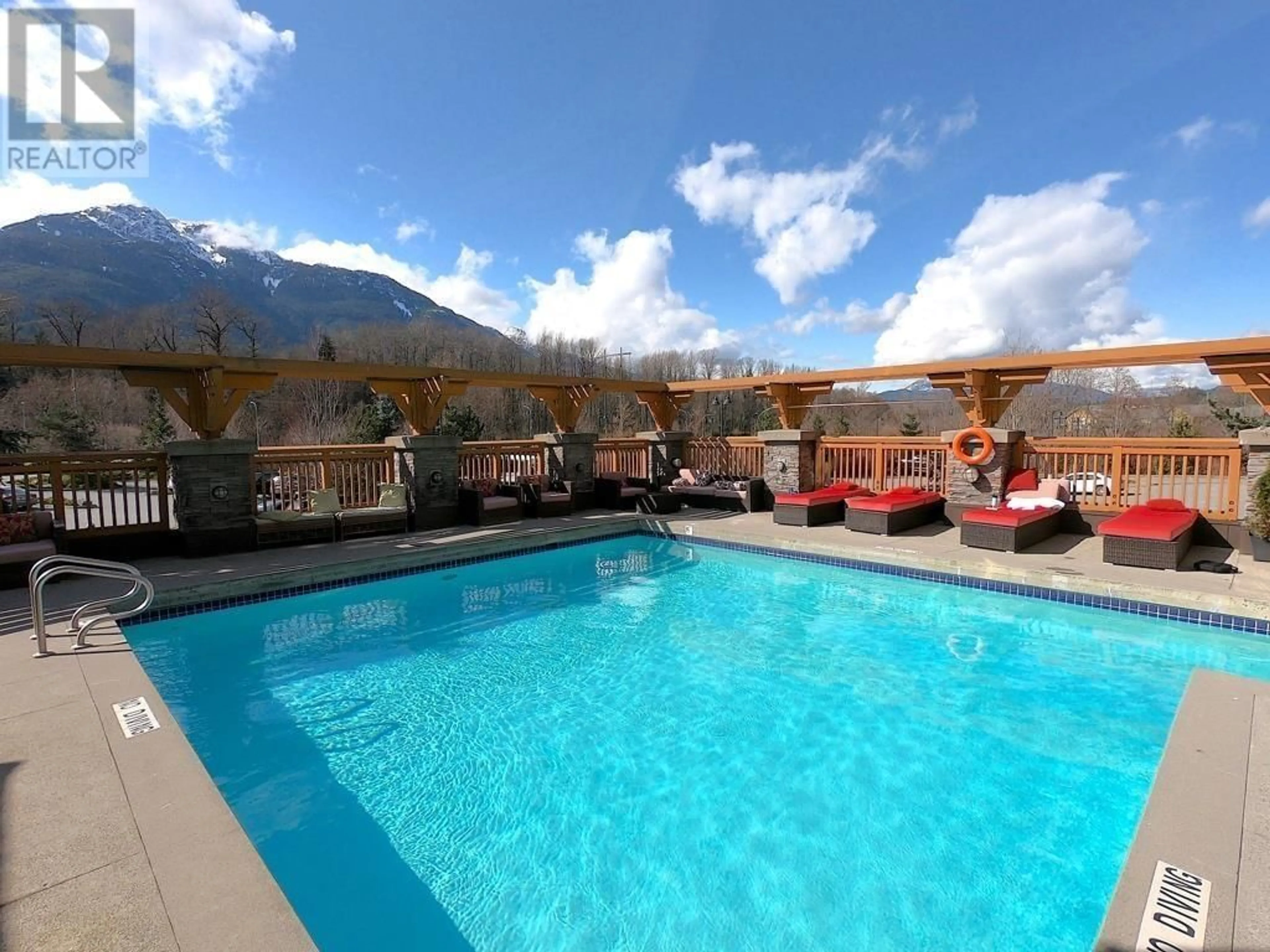 Pool for 101 - 40900 TANTALUS ROAD, Squamish British Columbia V8B0R3