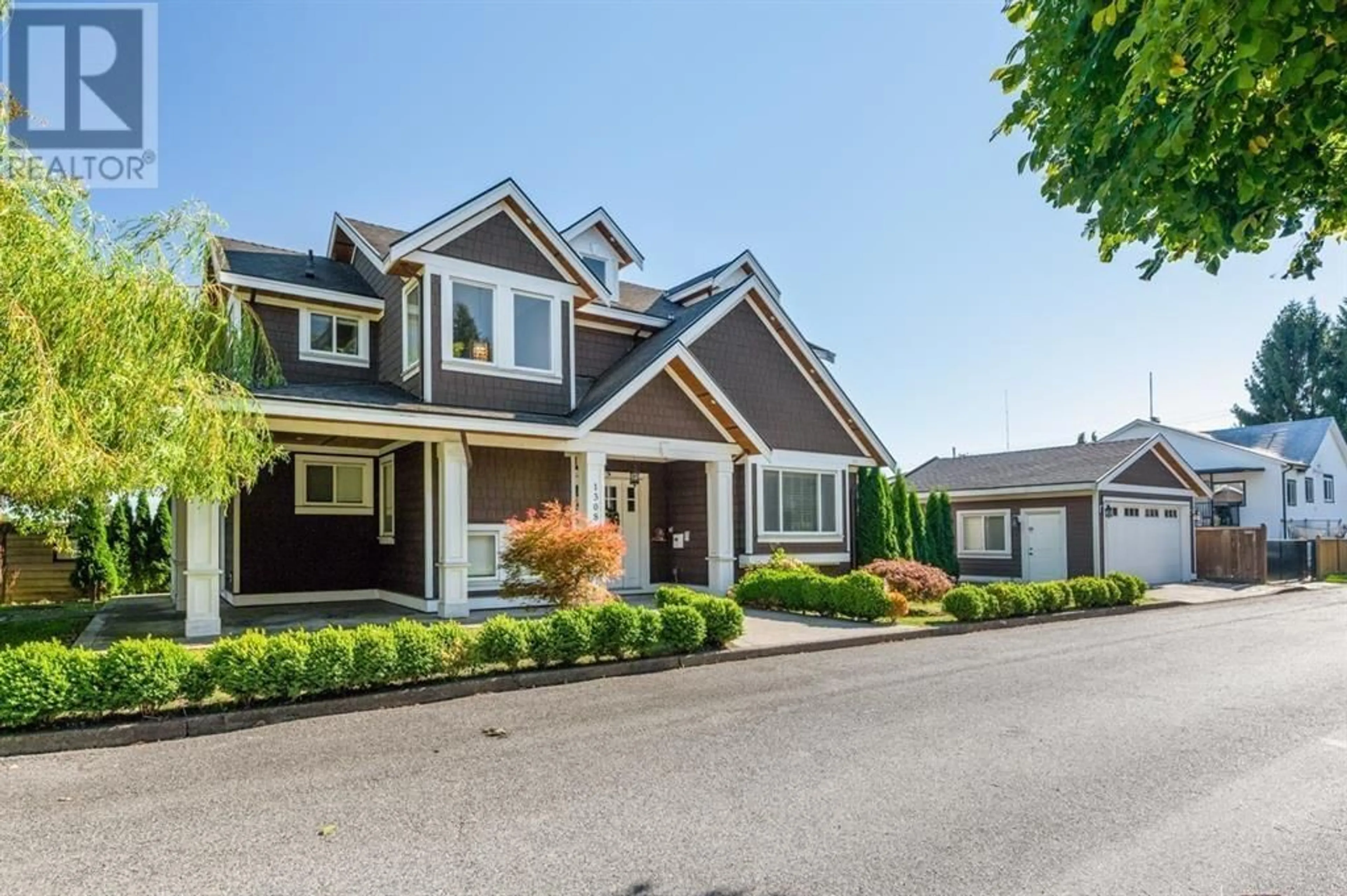 Home with vinyl exterior material, street for 1308 LONDON STREET, New Westminster British Columbia V3M4N5