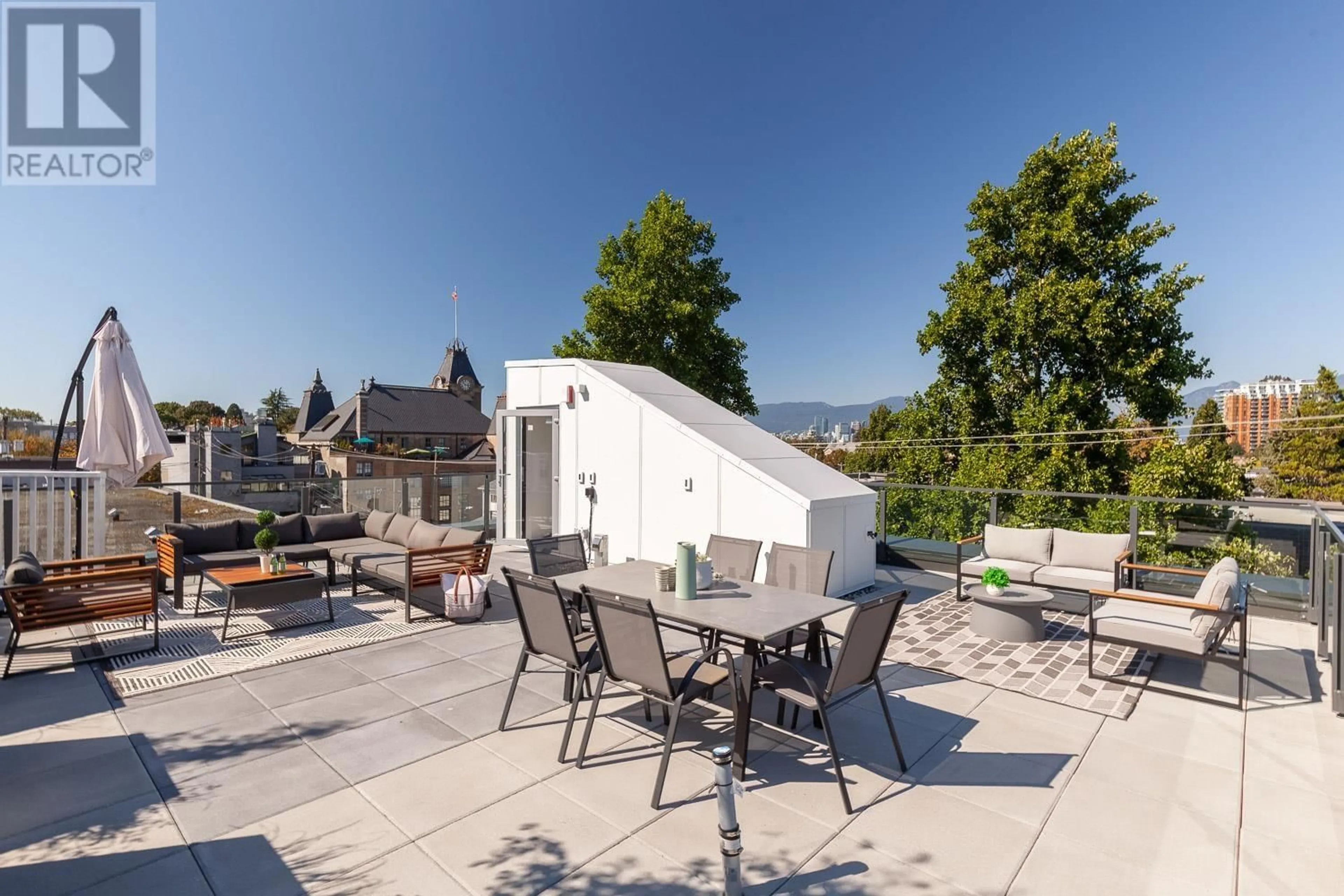 Patio, unknown for 203 - 239 16TH AVENUE, Vancouver British Columbia V5T2T5