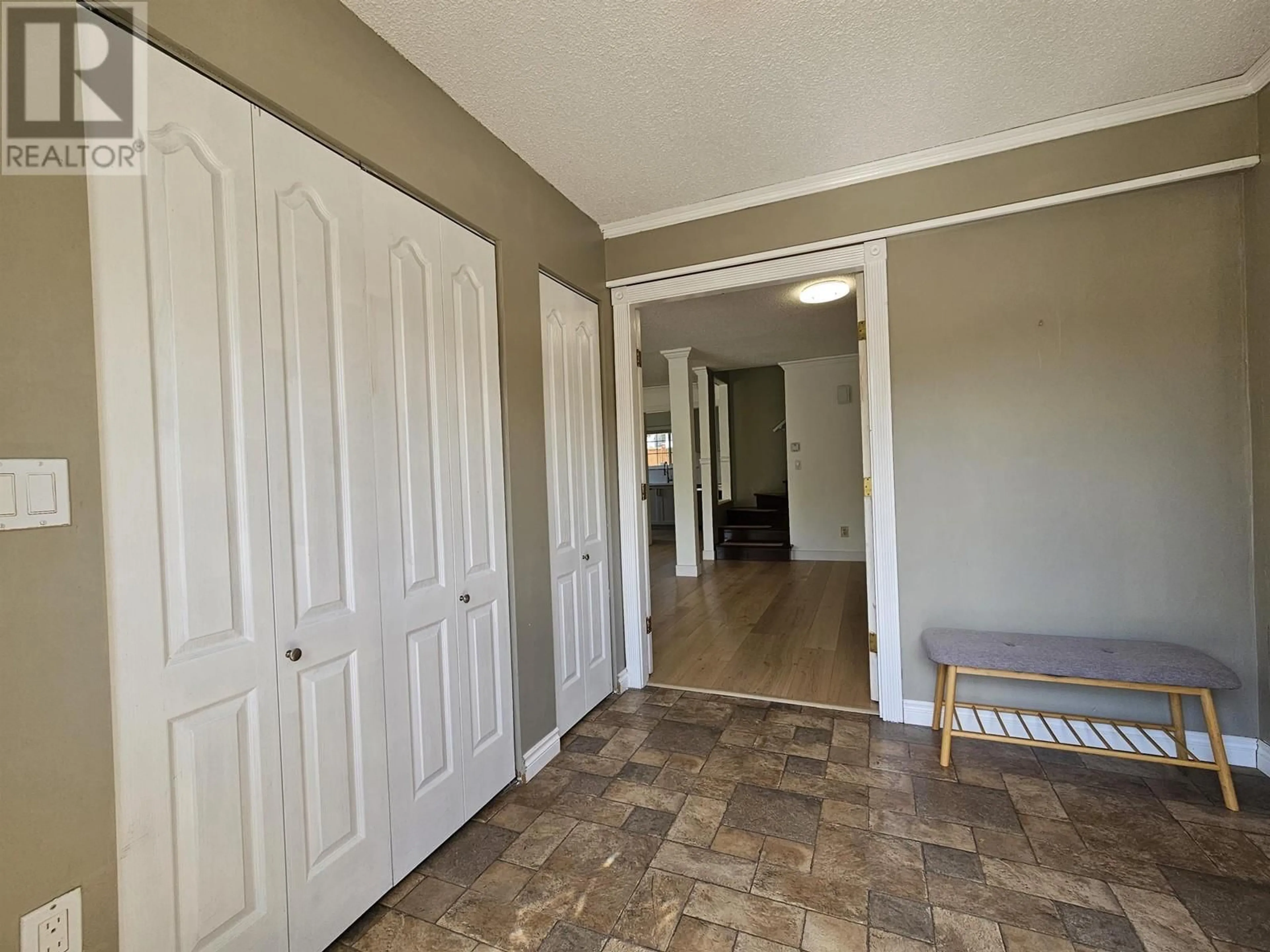 Unknown for 1955 FLYNN CRESCENT, Coquitlam British Columbia V3E1W6