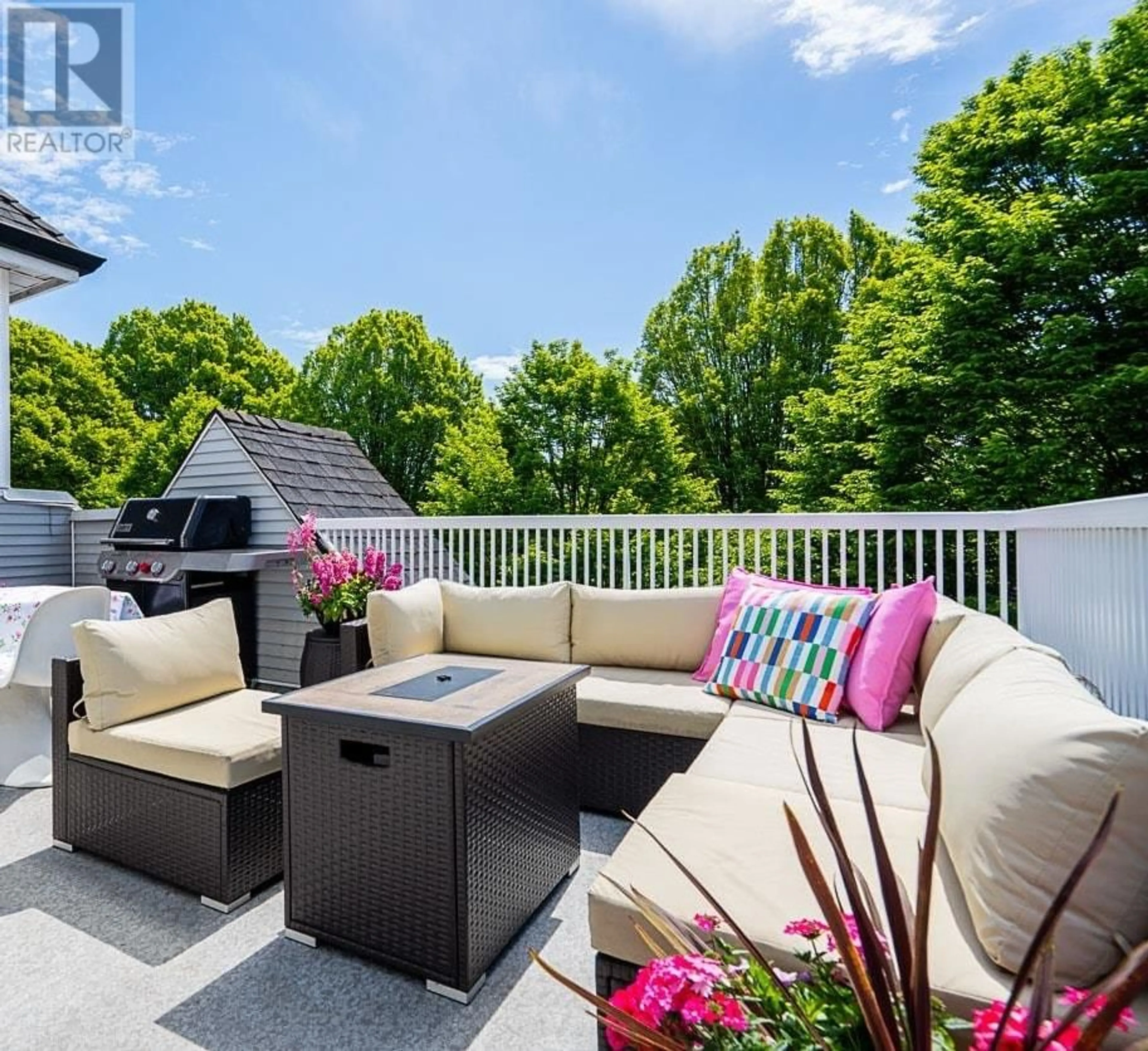 Patio, water/lake/river/ocean view for PH1 - 1433 1ST AVENUE, Vancouver British Columbia V5N1A4