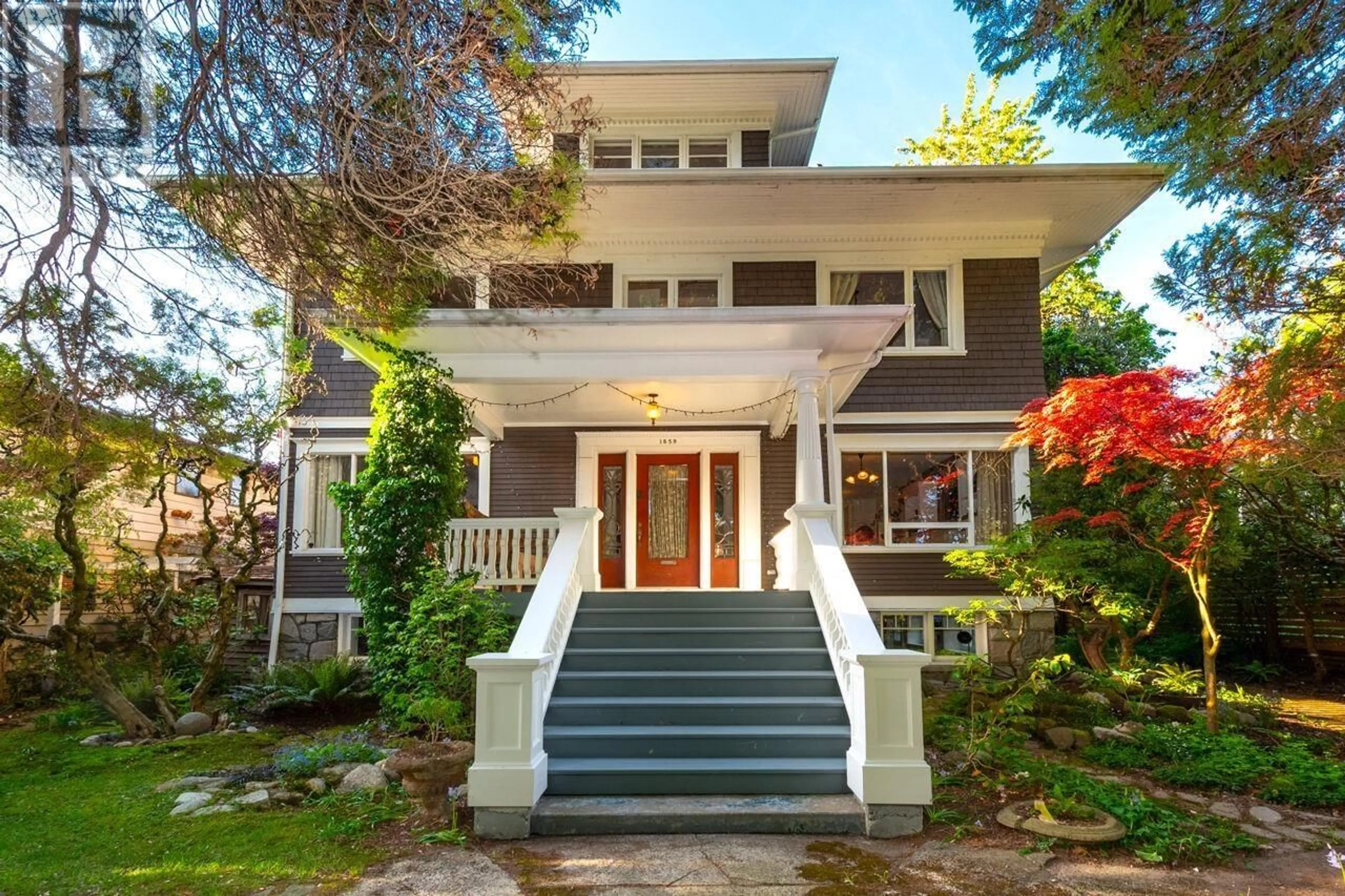 Home with vinyl exterior material, street for 1859 NAPIER STREET, Vancouver British Columbia V5L2N4