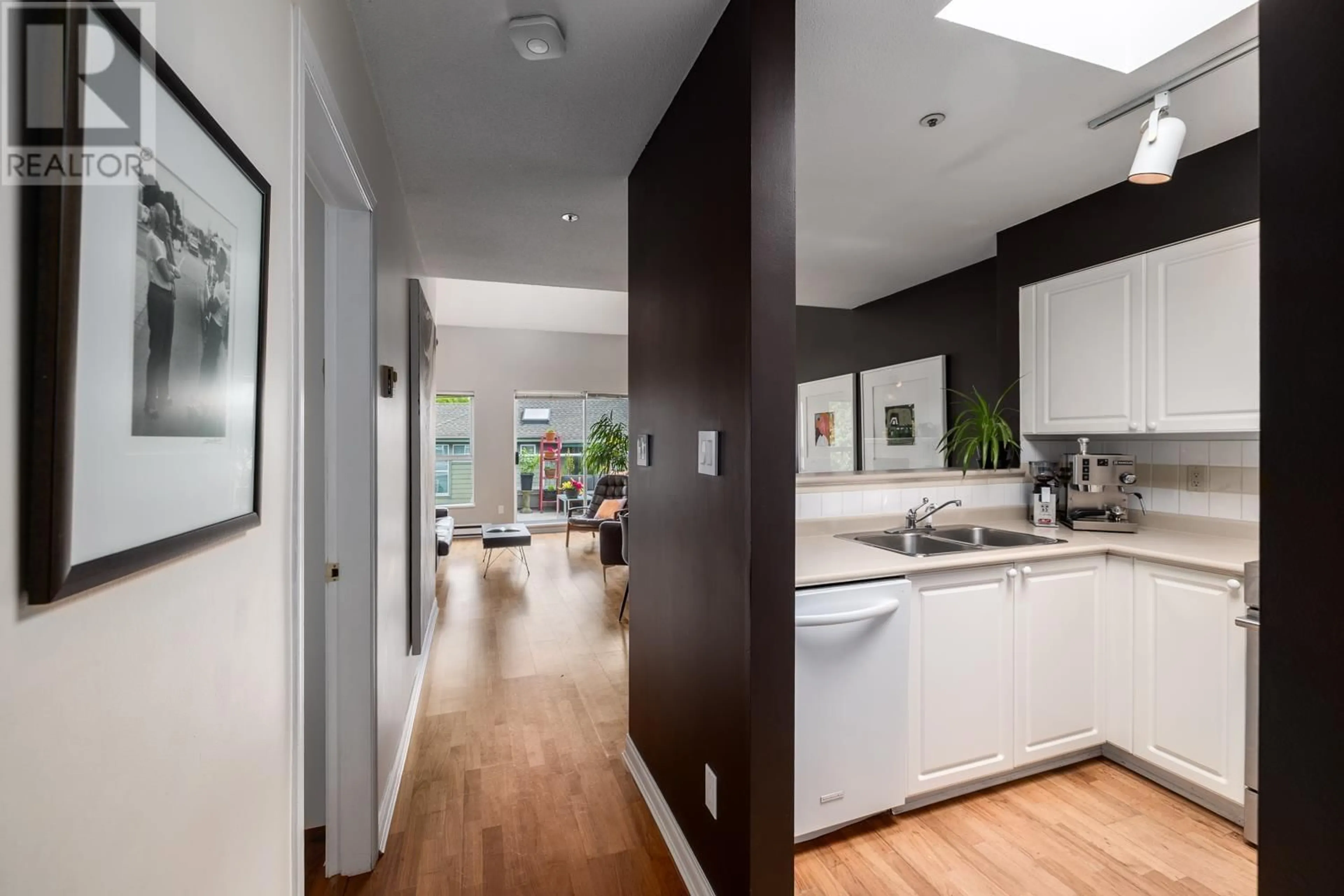 Contemporary kitchen, unknown for 404 - 3480 MAIN STREET, Vancouver British Columbia V5V3N2