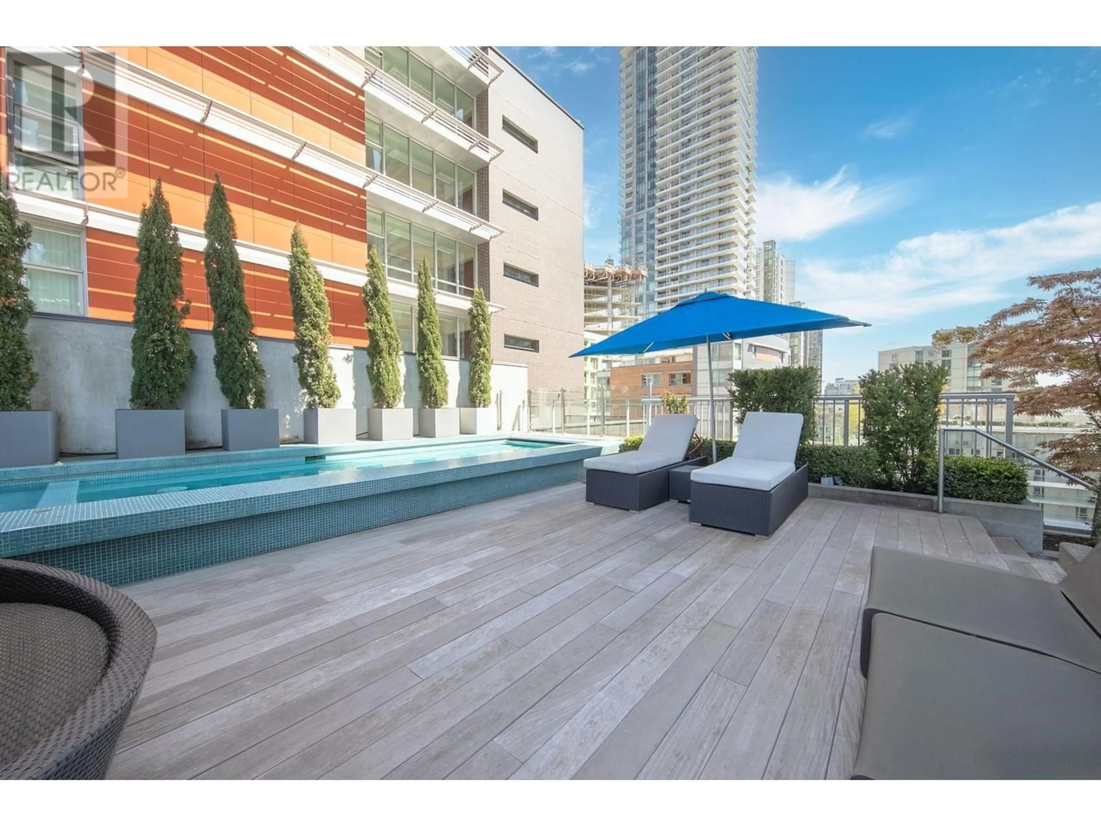 Patio, unknown for 811 - 1372 SEYMOUR STREET, Vancouver British Columbia V6B0L1
