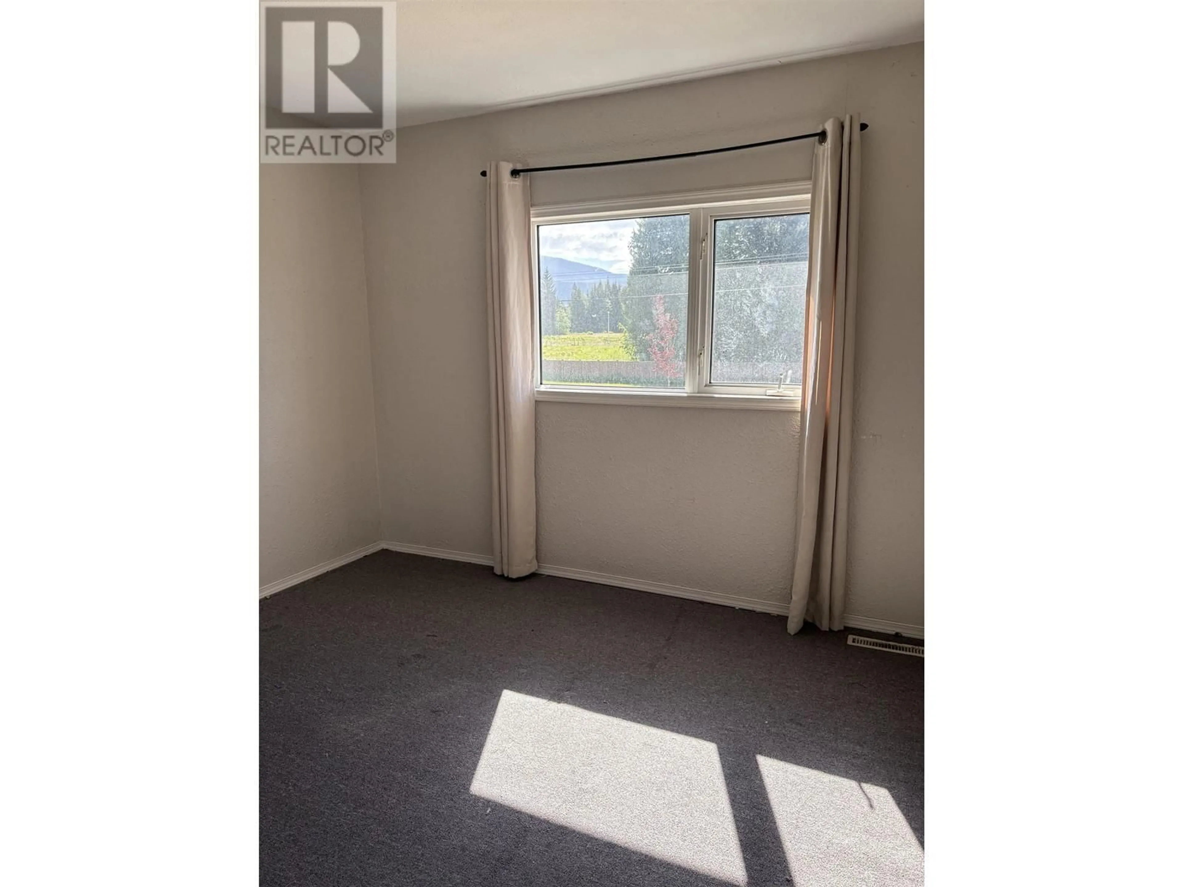 A pic of a room for 77 WEDEENE STREET, Kitimat British Columbia V8C1W3