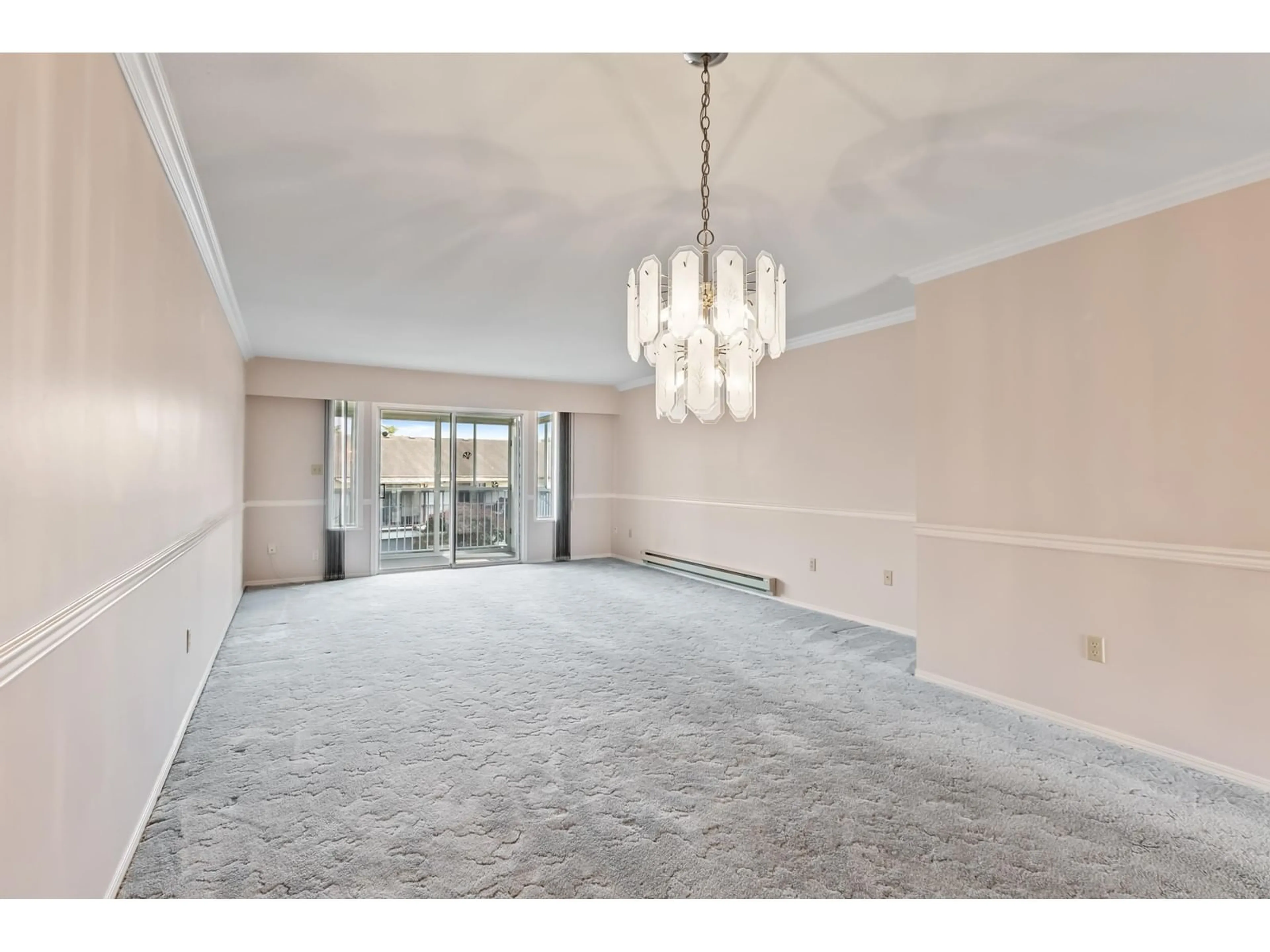 A pic of a room for 8 - 32691 GARIBALDI, Abbotsford British Columbia V2T5T7