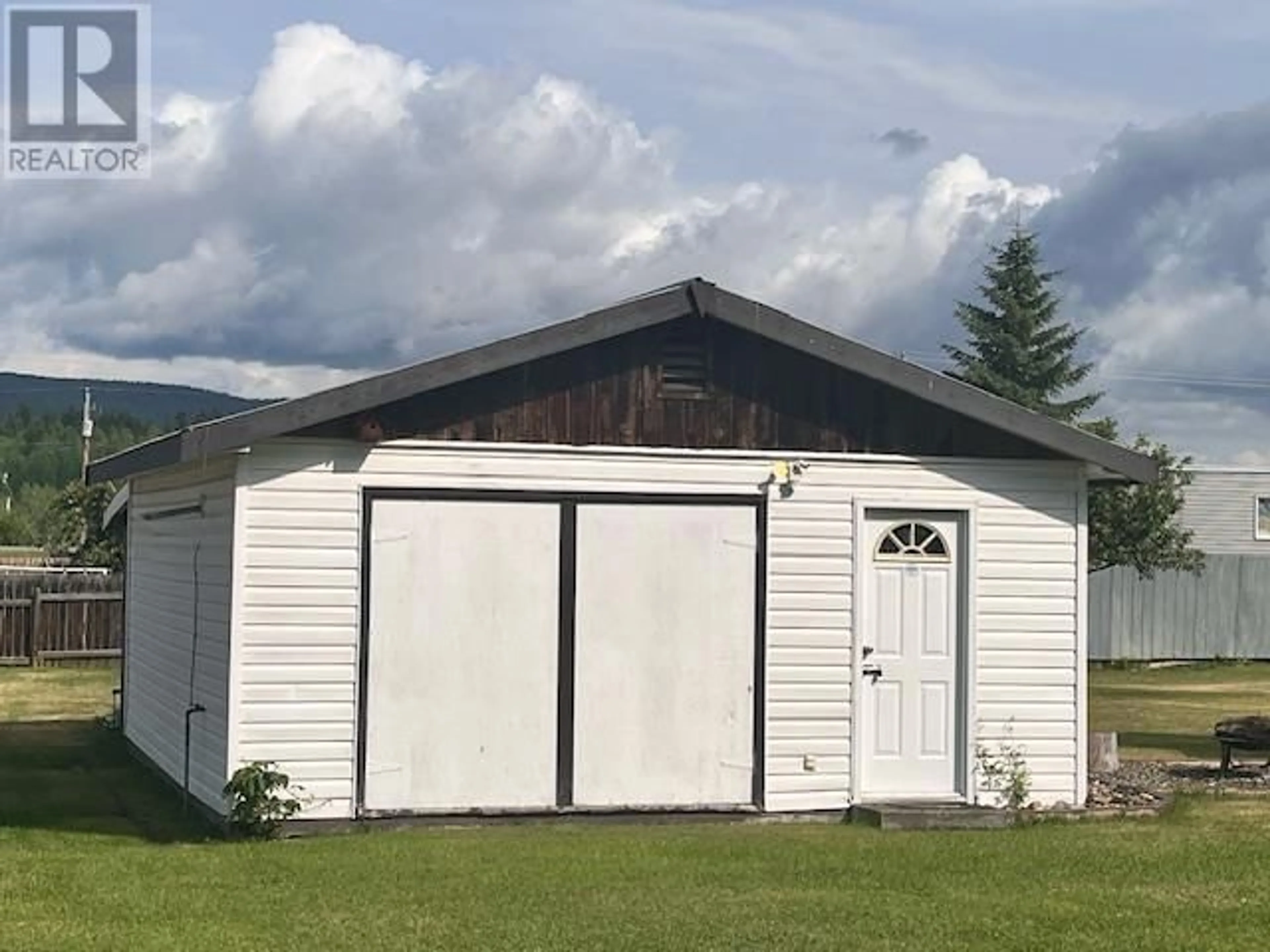 Shed for 1056 MAPLE HEIGHTS ROAD, Quesnel British Columbia V2J3X3