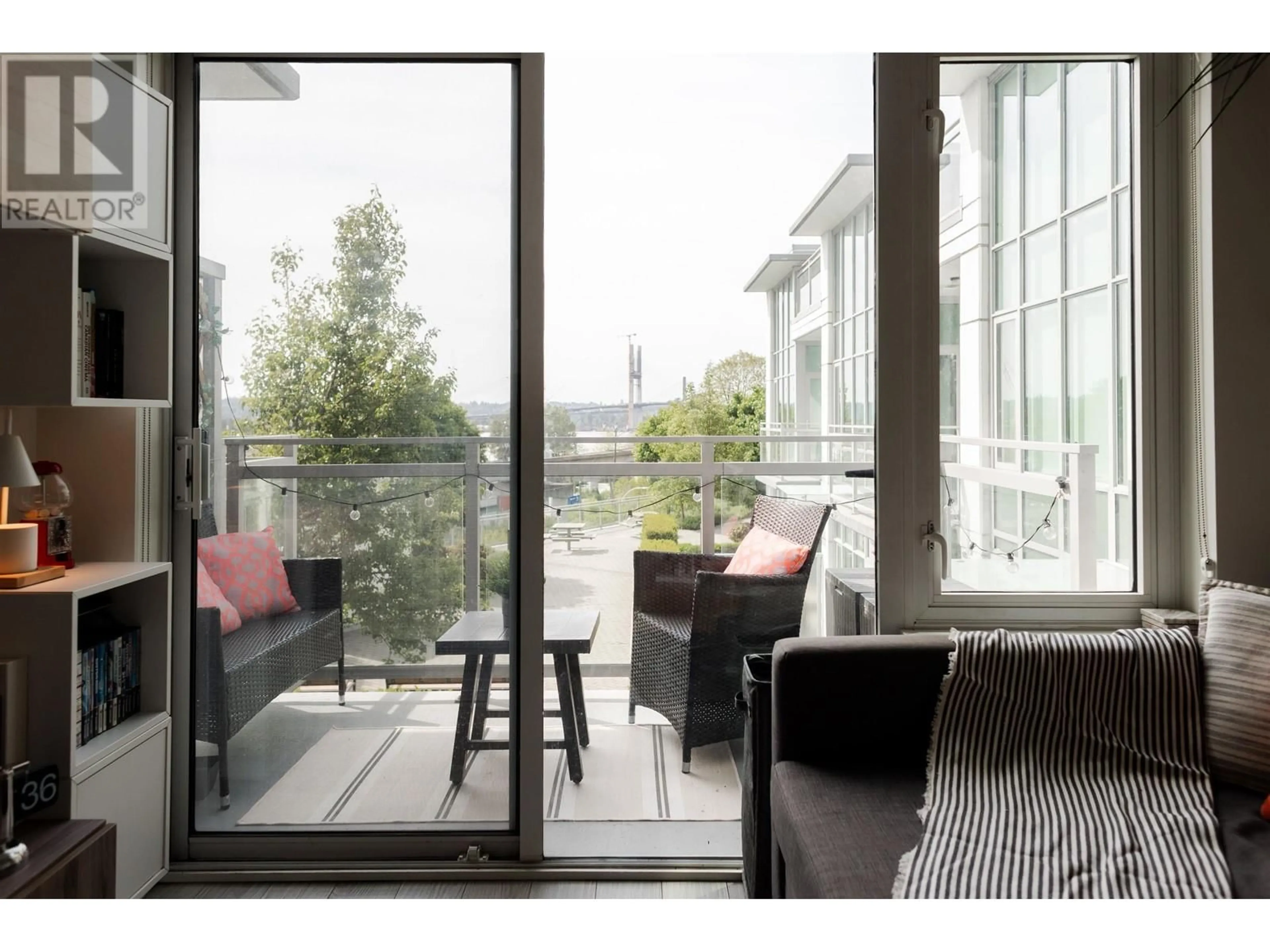 Patio, unknown for 208 - 200 NELSON'S CRESCENT, New Westminster British Columbia V3L0H4