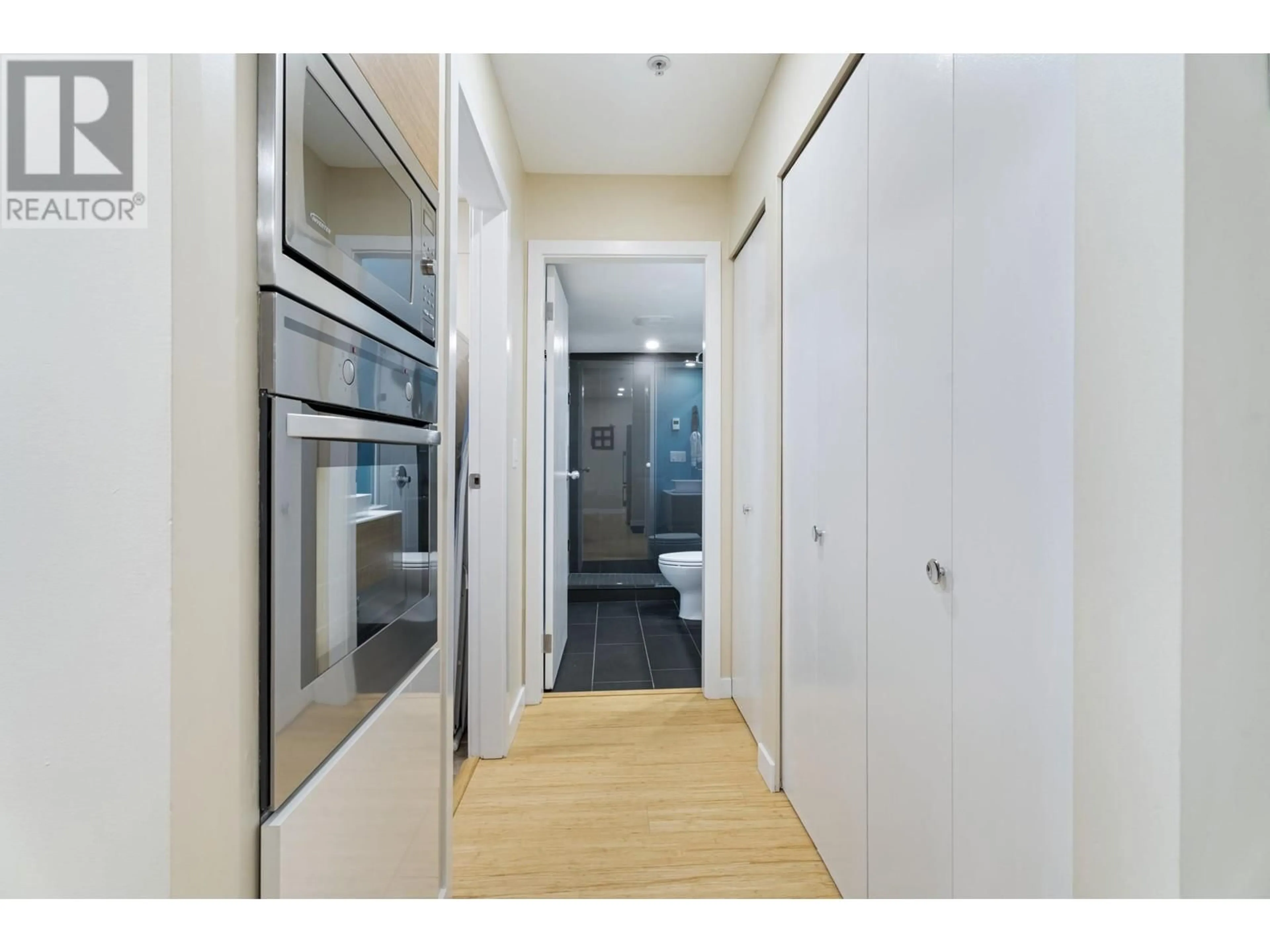 Unknown for 102 - 2110 YORK AVENUE, Vancouver British Columbia V6K1C3
