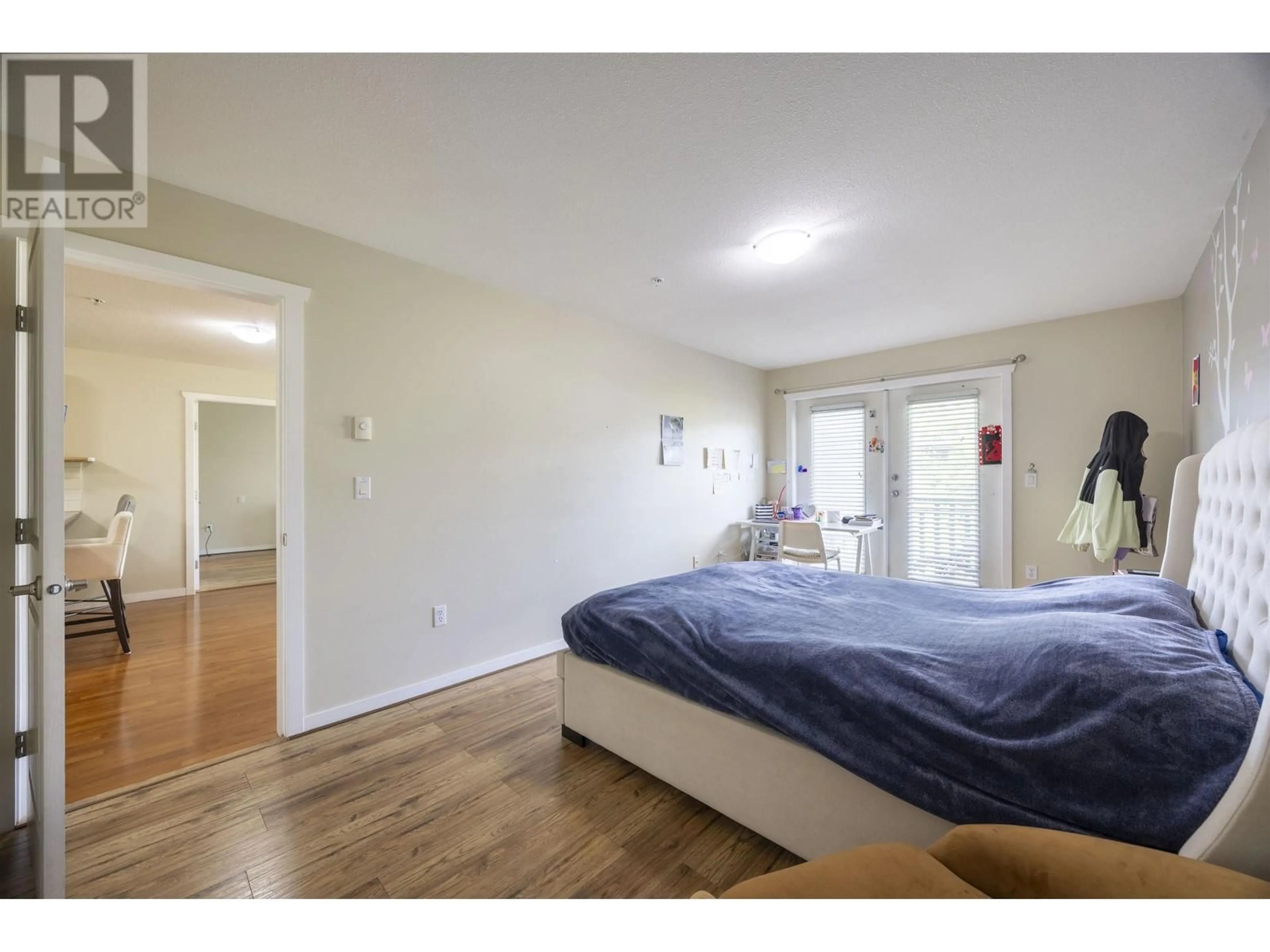 A pic of a room for 304 - 2342 WELCHER AVENUE, Port Coquitlam British Columbia V3C1X5