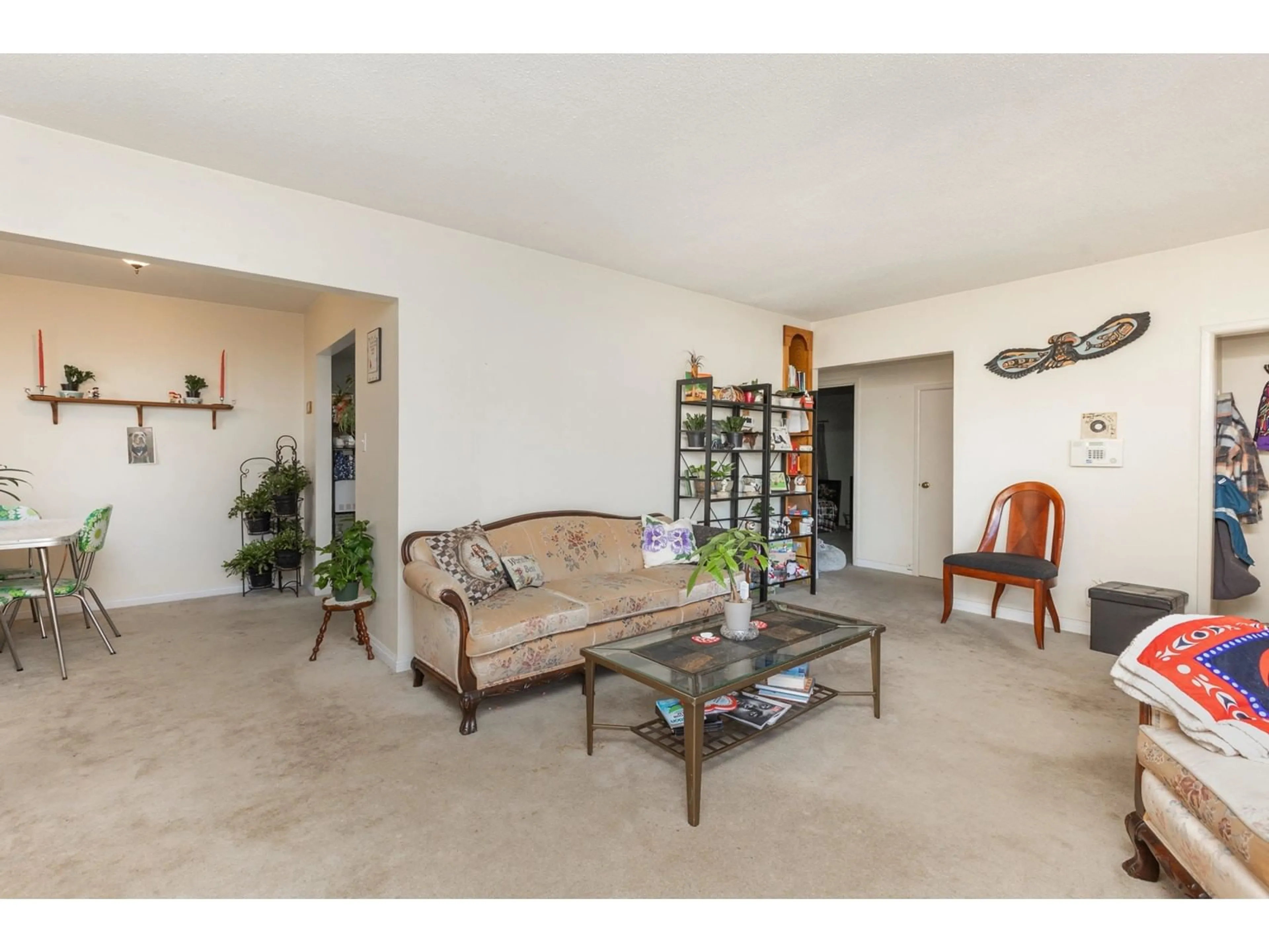 Living room with furniture, unknown for 10872 139A, Surrey British Columbia V3R3E5
