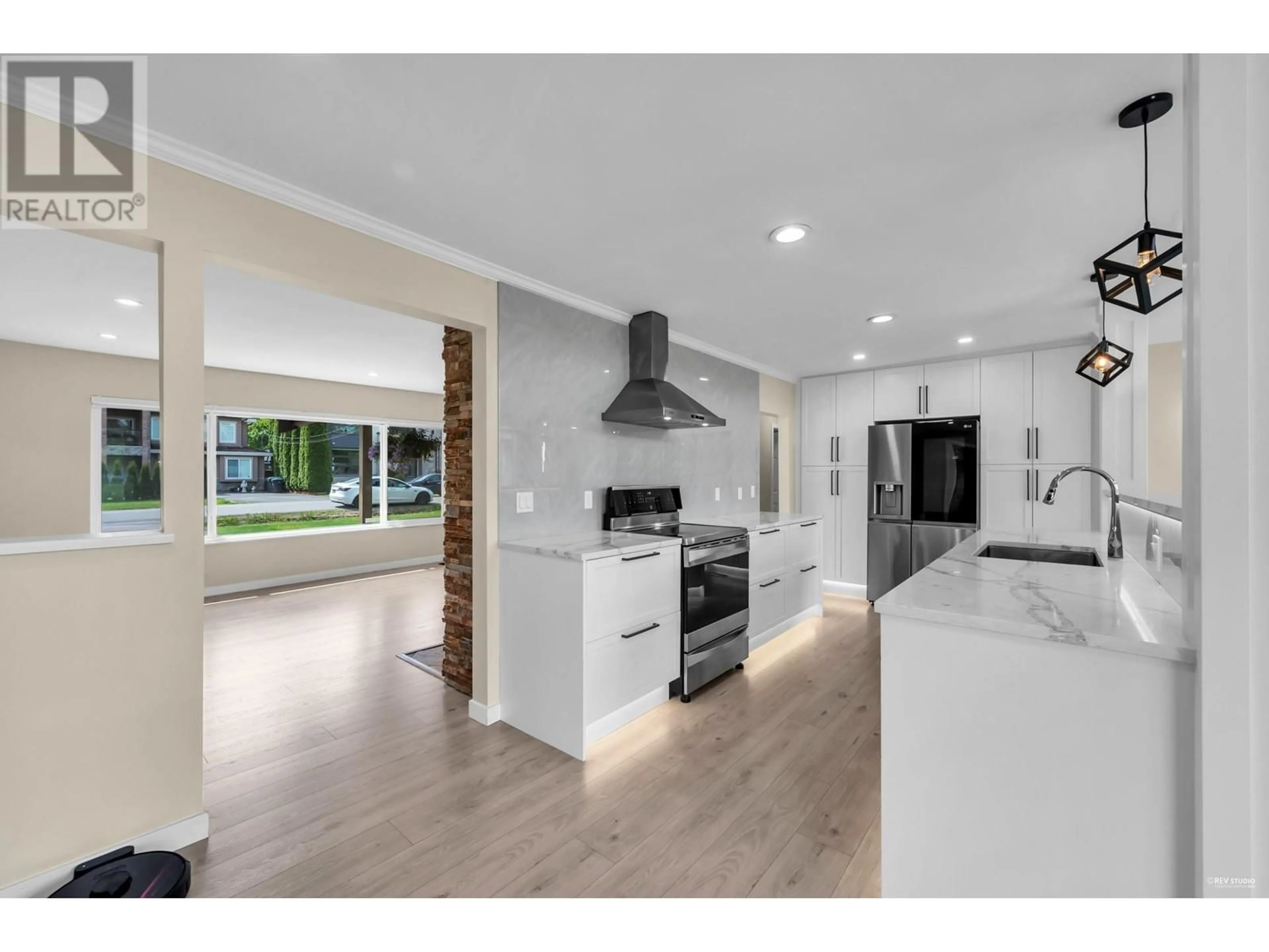 Open concept kitchen, unknown for 1759 MANNING AVENUE, Port Coquitlam British Columbia V3B1L1