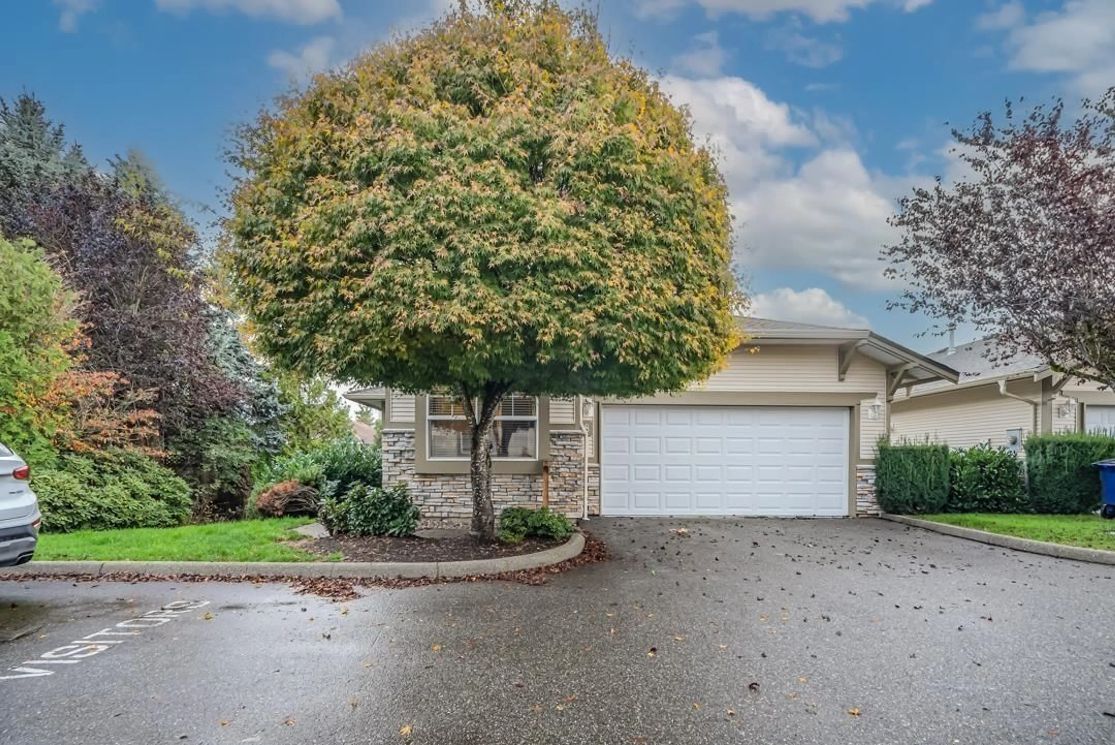 Unknown for 8 - 3635 BLUE JAY, Abbotsford British Columbia V2T6T3