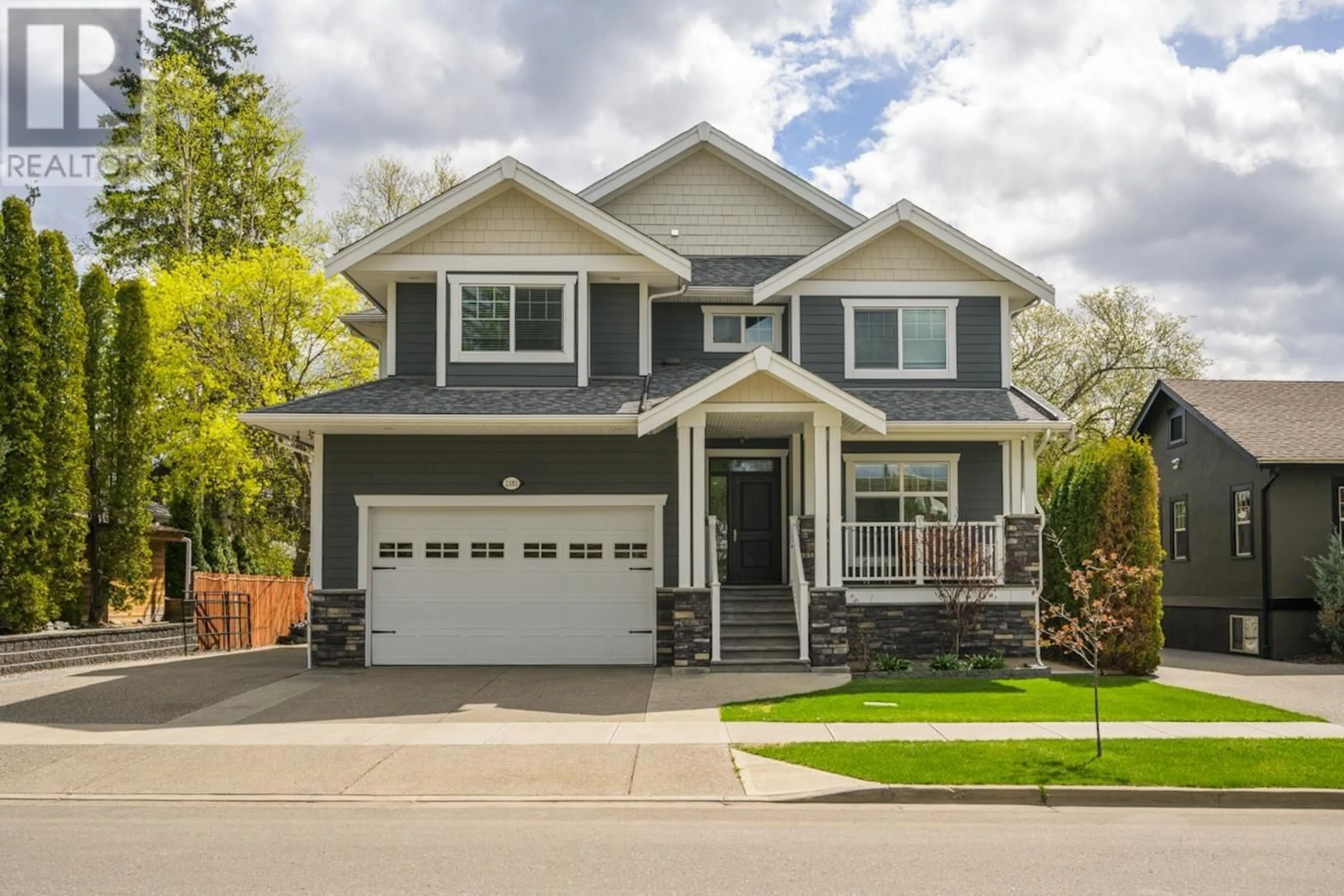 Home with vinyl exterior material, street for 2181 LAURIER CRESCENT, Prince George British Columbia V2M2A5