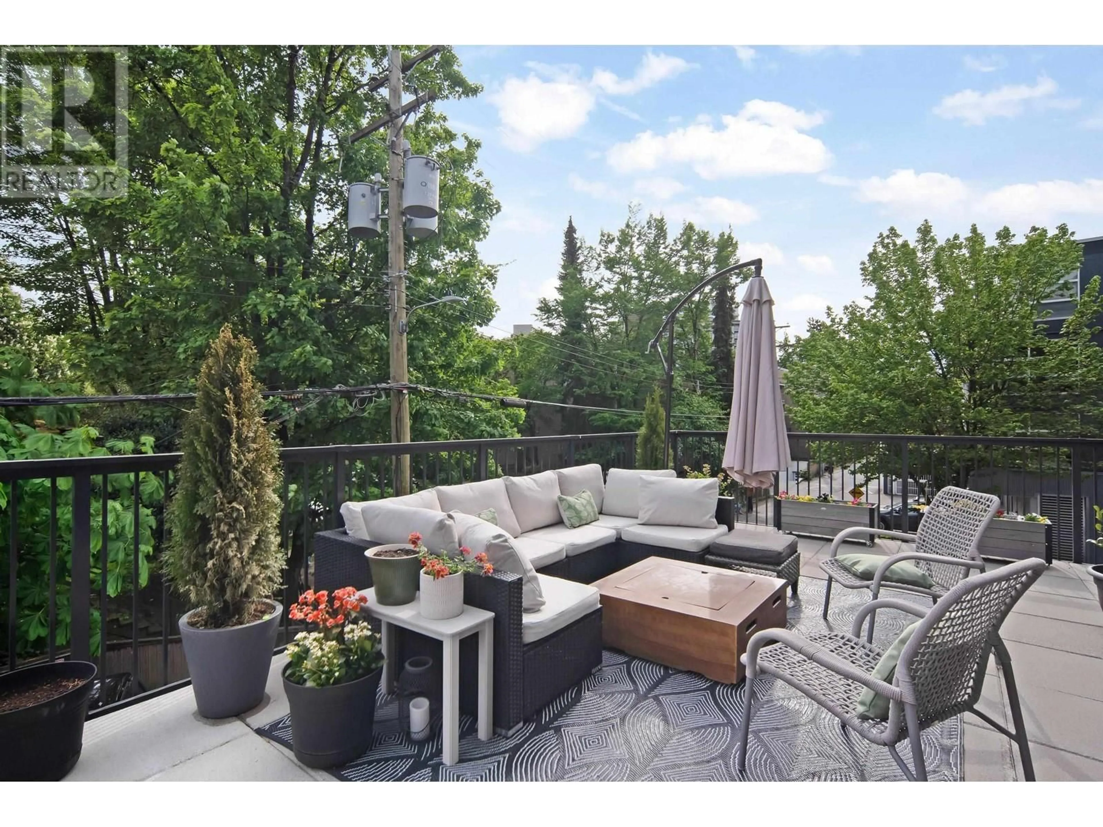 Patio, unknown for 221 - 2520 GUELPH STREET, Vancouver British Columbia V5T0K7
