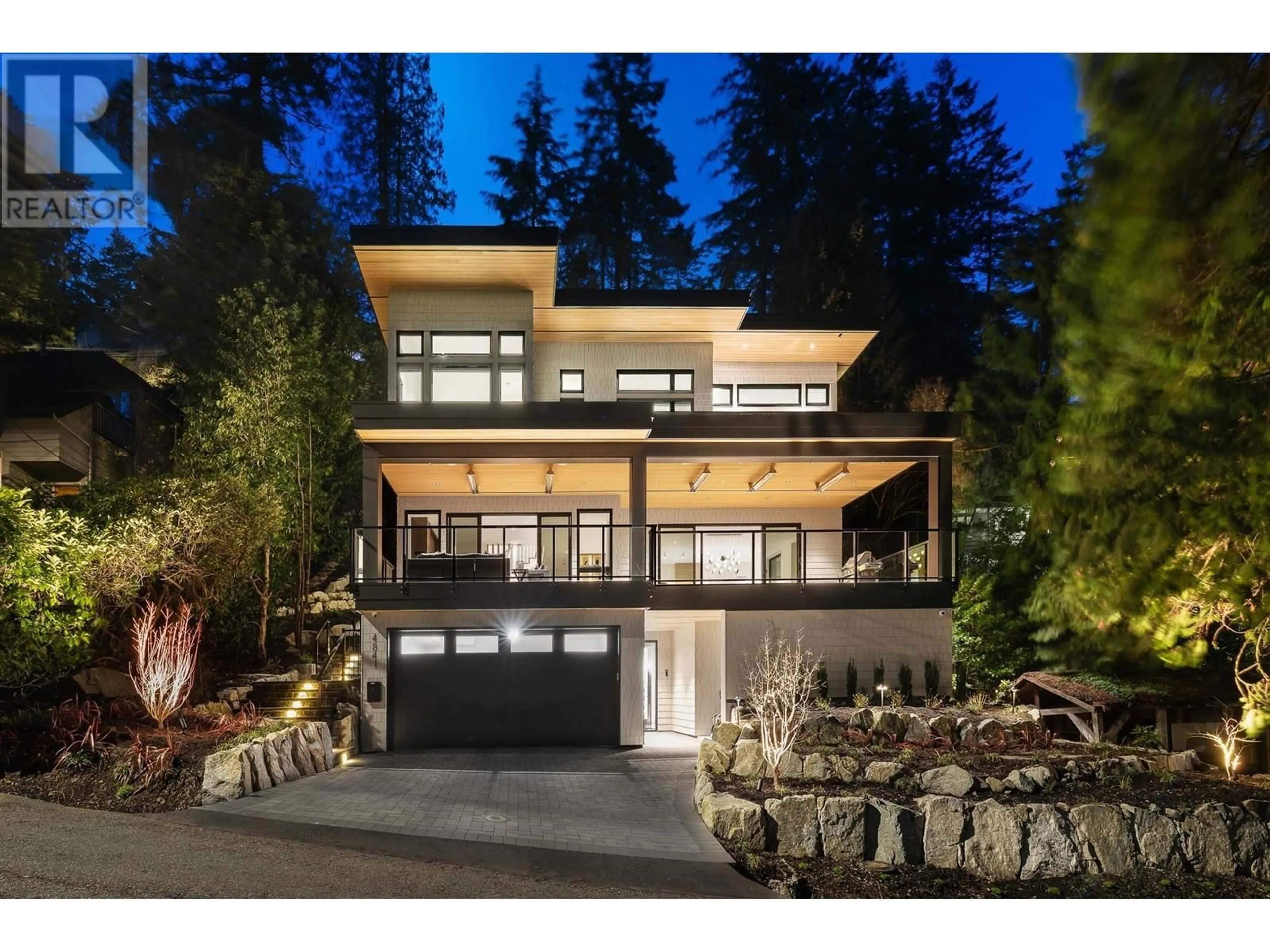 Home with vinyl exterior material, unknown for 4841 THE DALE, West Vancouver British Columbia V7W1K2