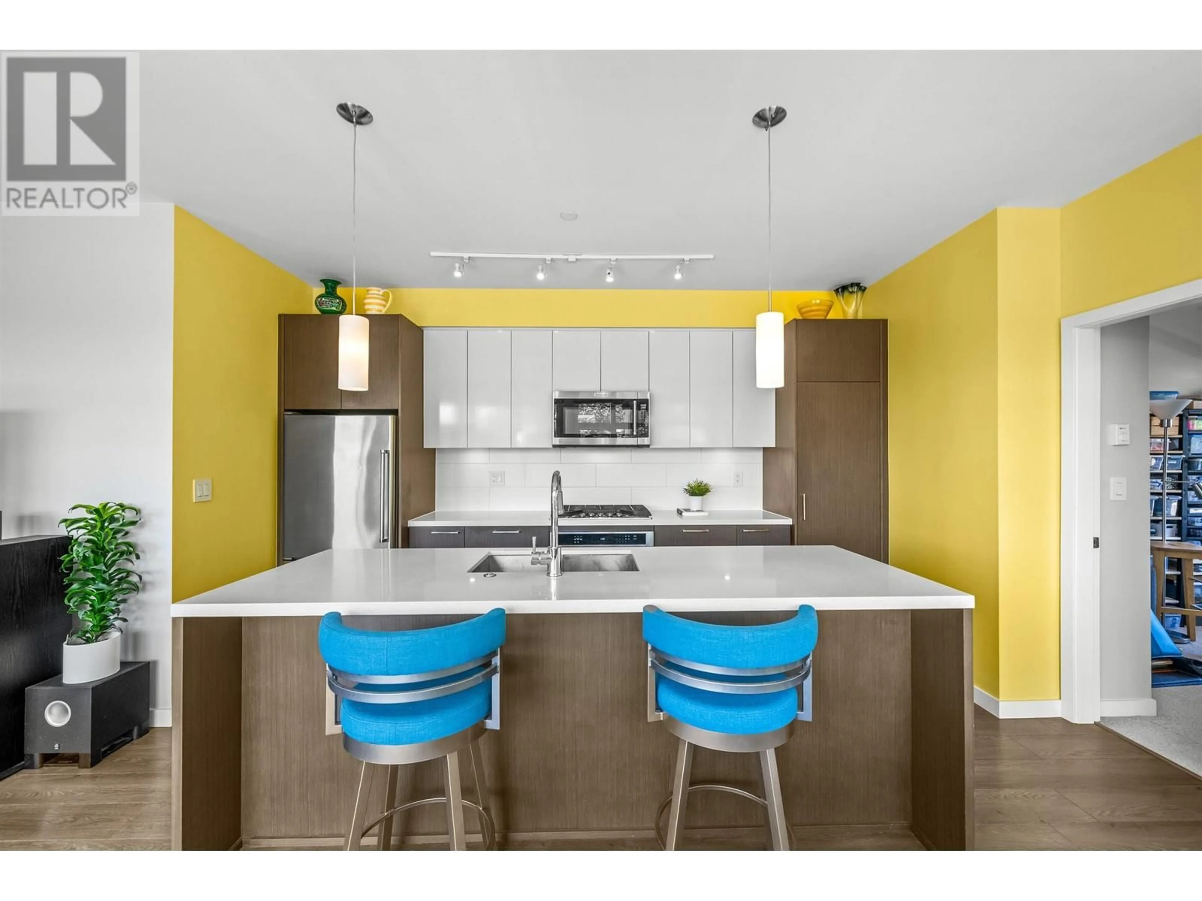 Open concept kitchen, unknown for 311 - 28 ROYAL AVENUE, New Westminster British Columbia V3L0B7