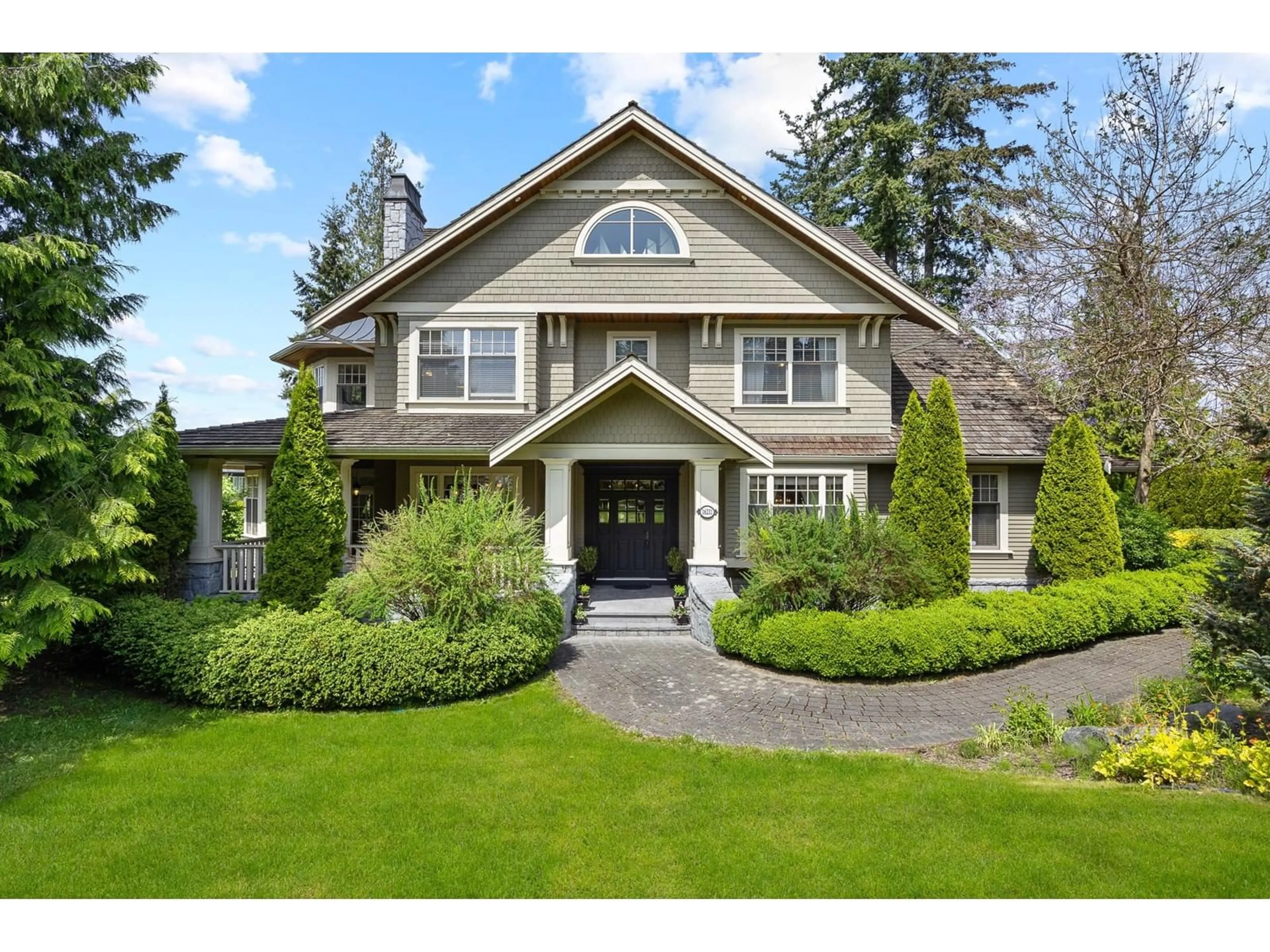 Home with vinyl exterior material, street for 16211 29, Surrey British Columbia V3Z9X4