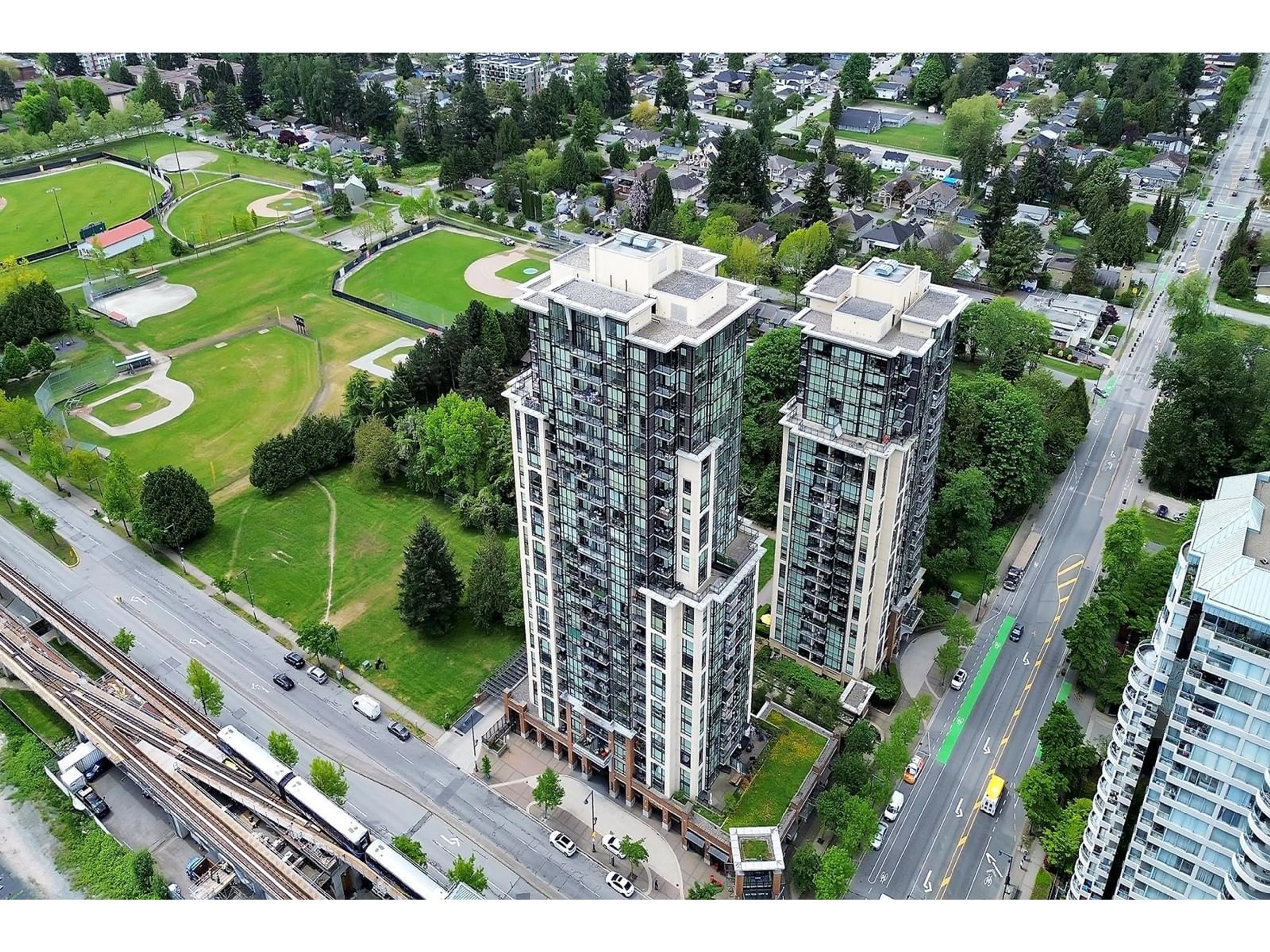 A pic from outside/outdoor area/front of a property/back of a property/a pic from drone, city buildings view from balcony for 1110 - 10777 UNIVERSITY, Surrey British Columbia V3T0E6