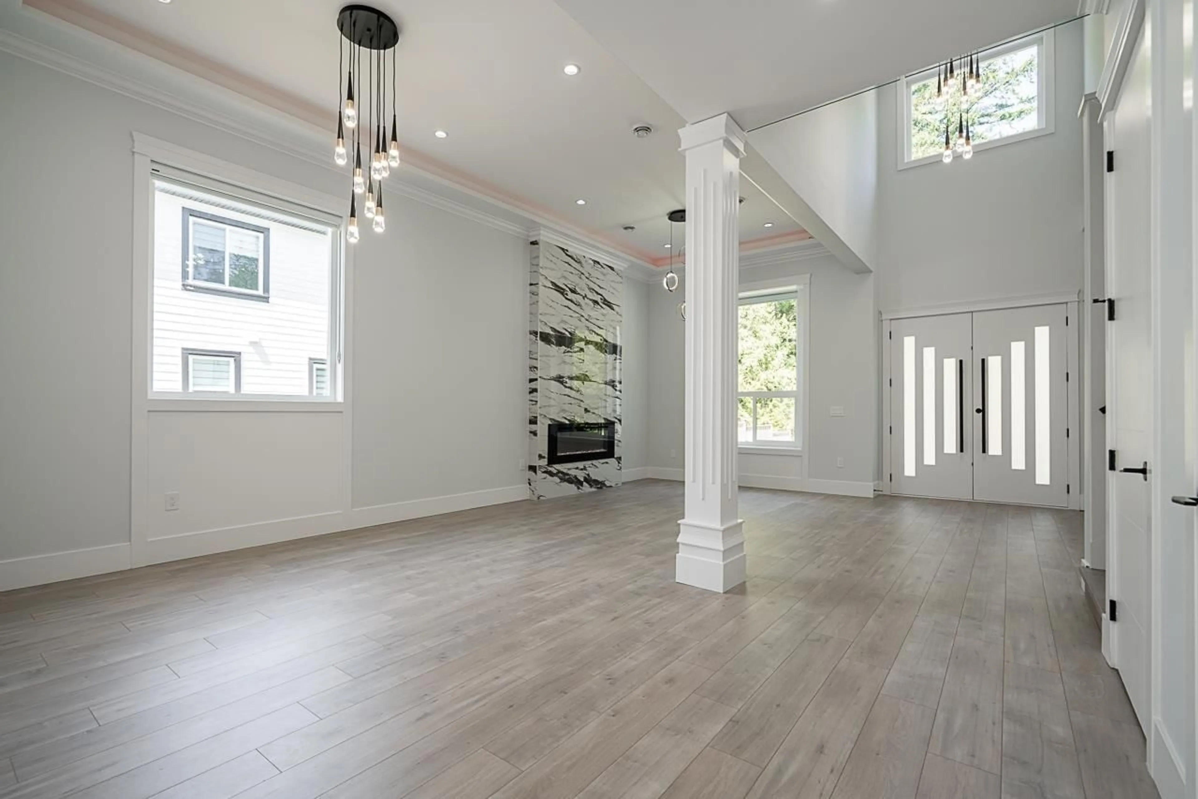 Indoor entryway for 20126 27A, Langley British Columbia V2Z0B6
