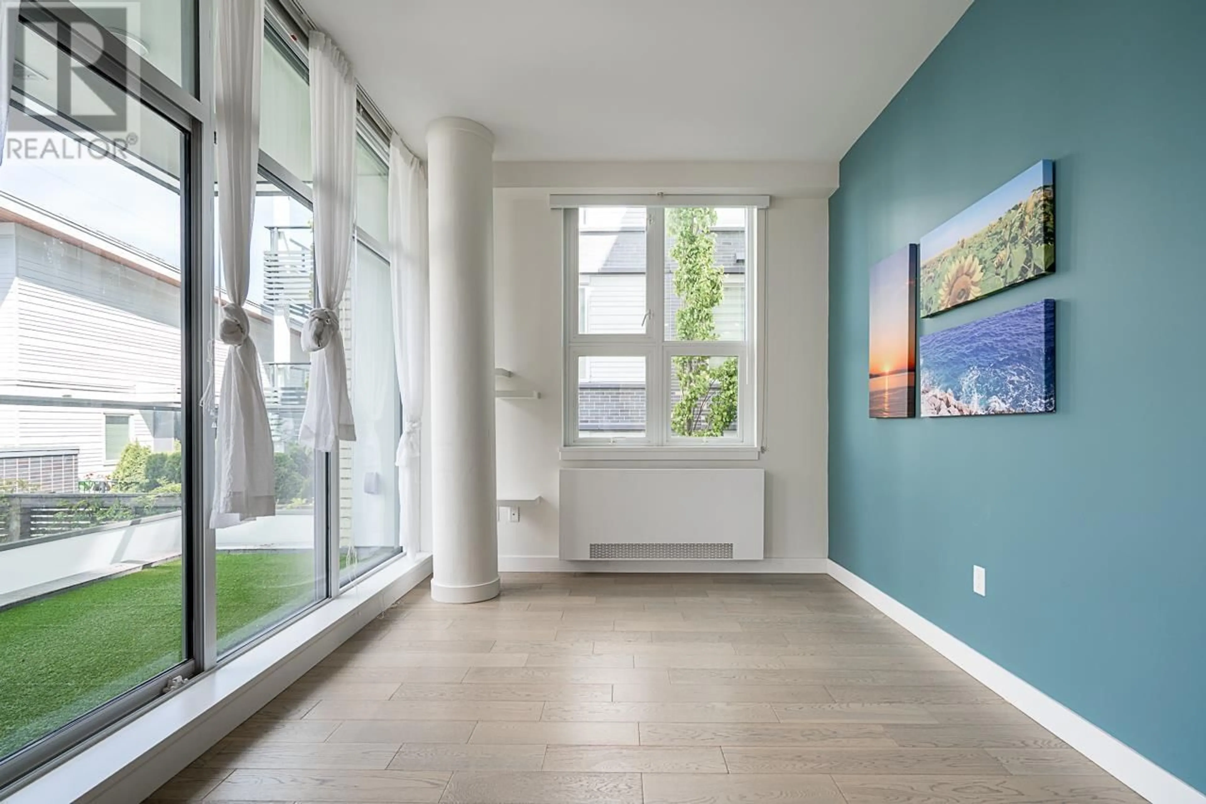 Indoor entryway for 201 - 6733 CAMBIE STREET, Vancouver British Columbia V6P3H1