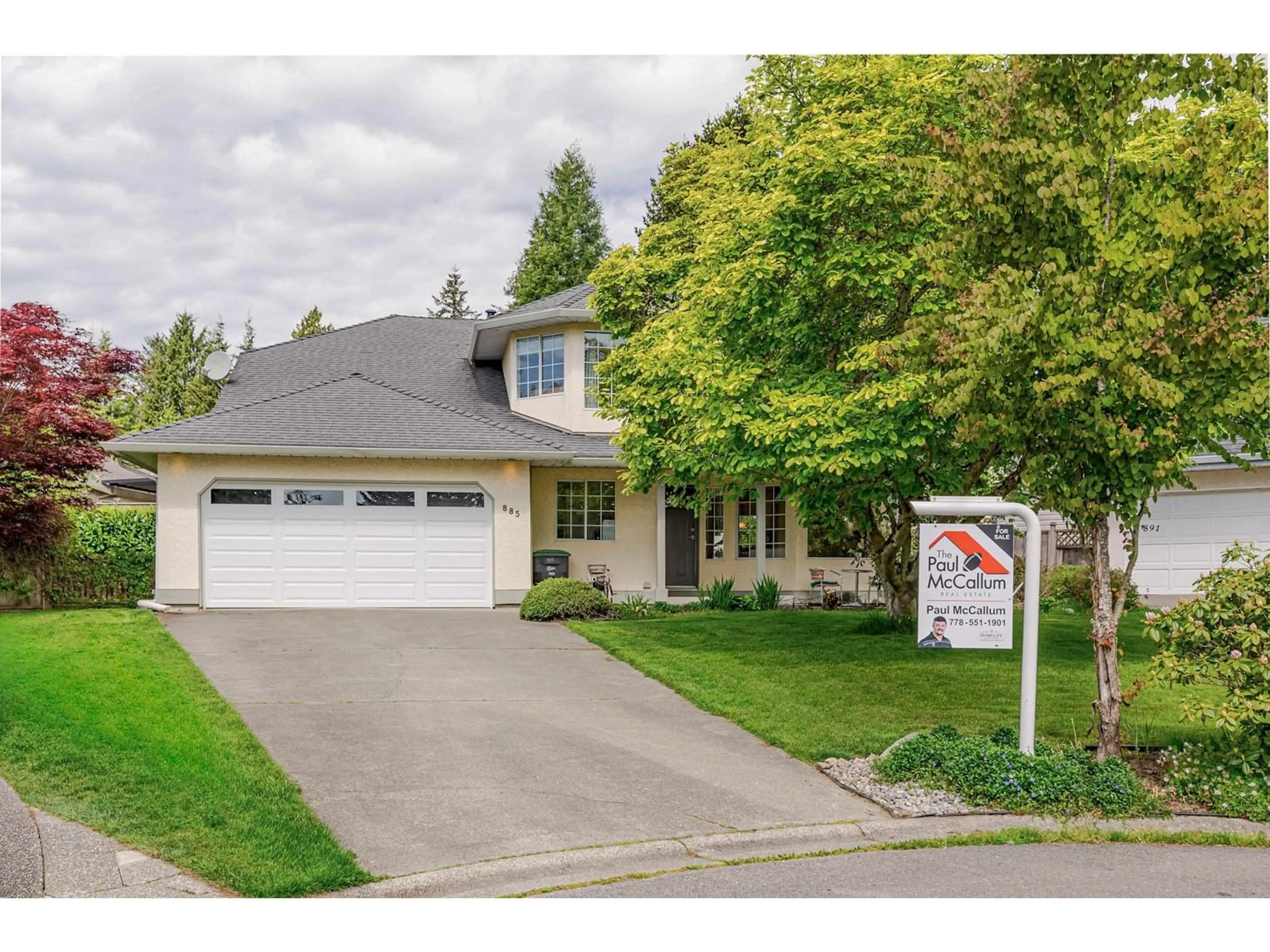 Home with vinyl exterior material, street for 885 165, Surrey British Columbia V4A9C1
