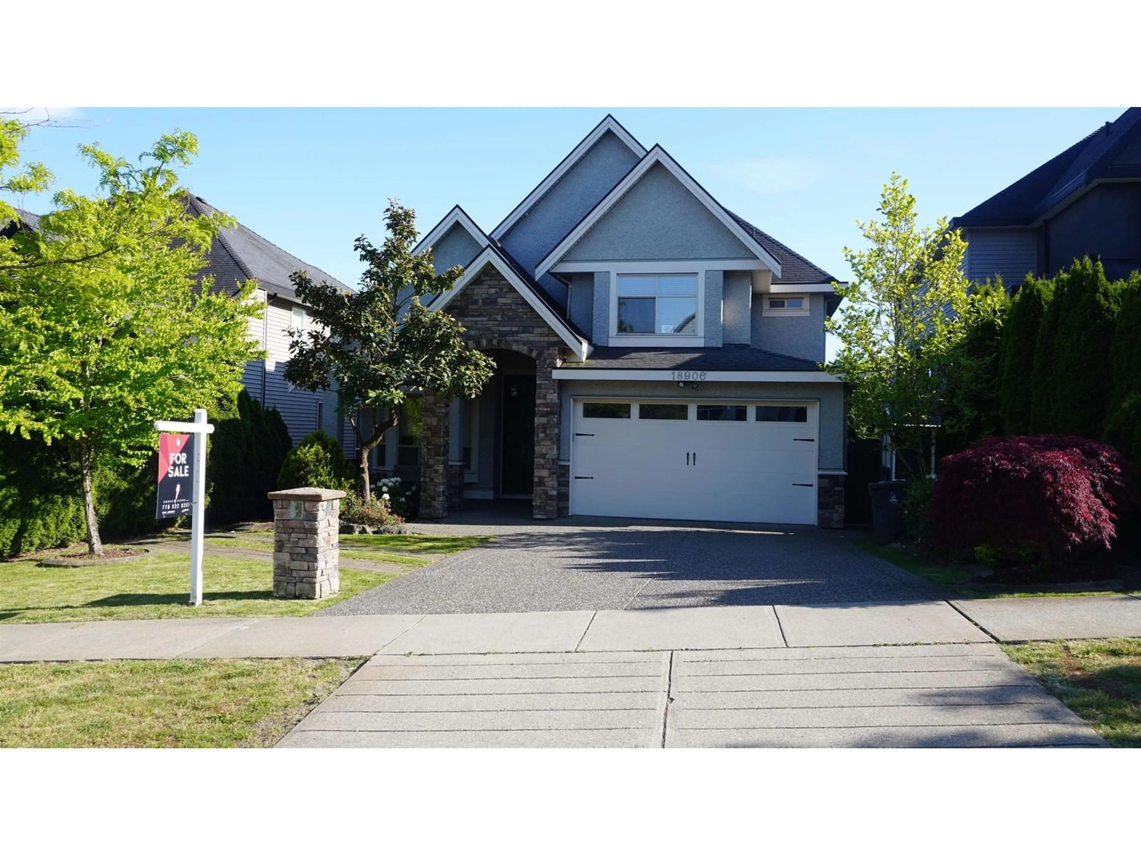 Home with vinyl exterior material, street for 18906 54A, Surrey British Columbia V3S6R4
