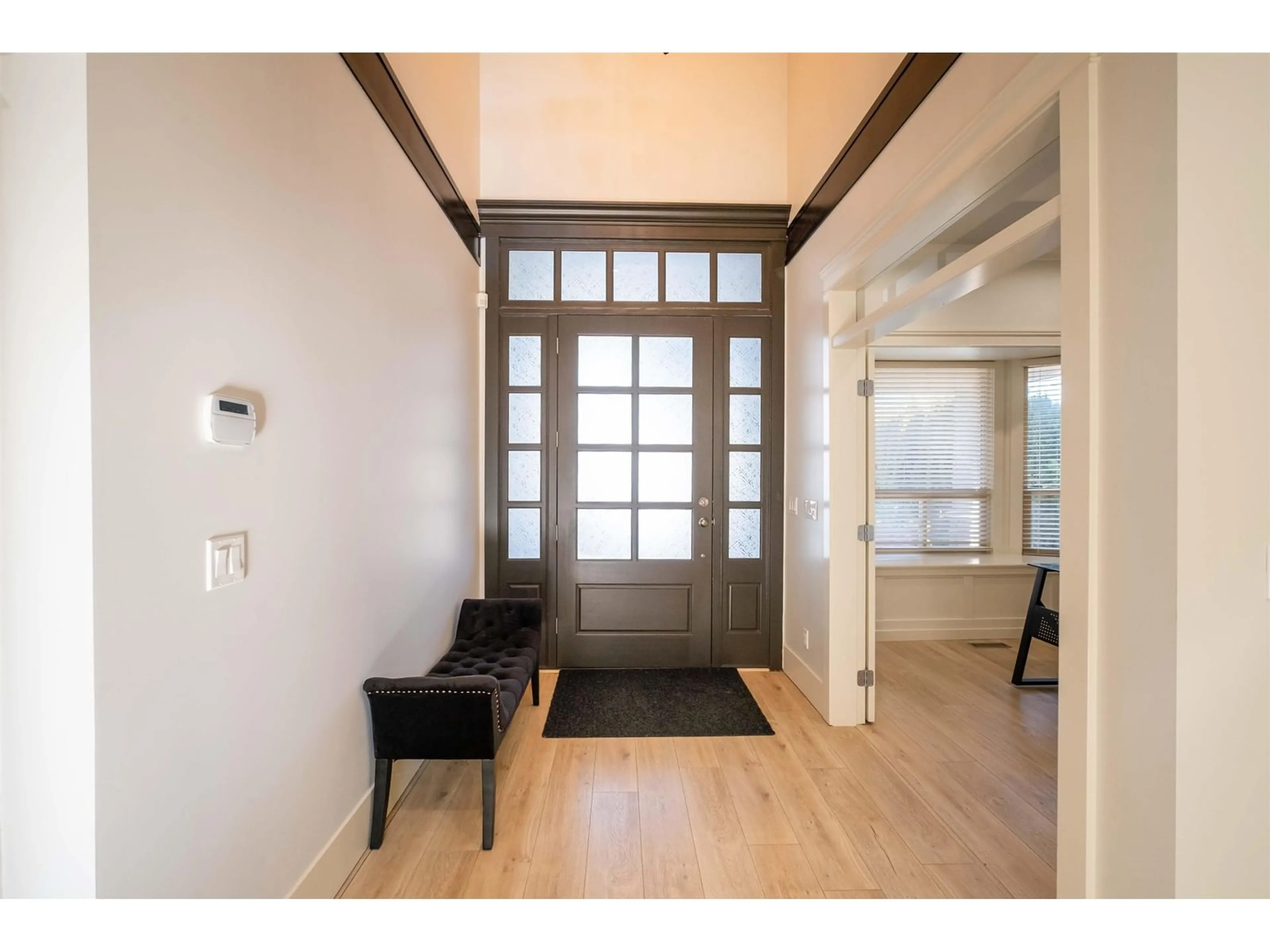 Indoor entryway for 18906 54A, Surrey British Columbia V3S6R4