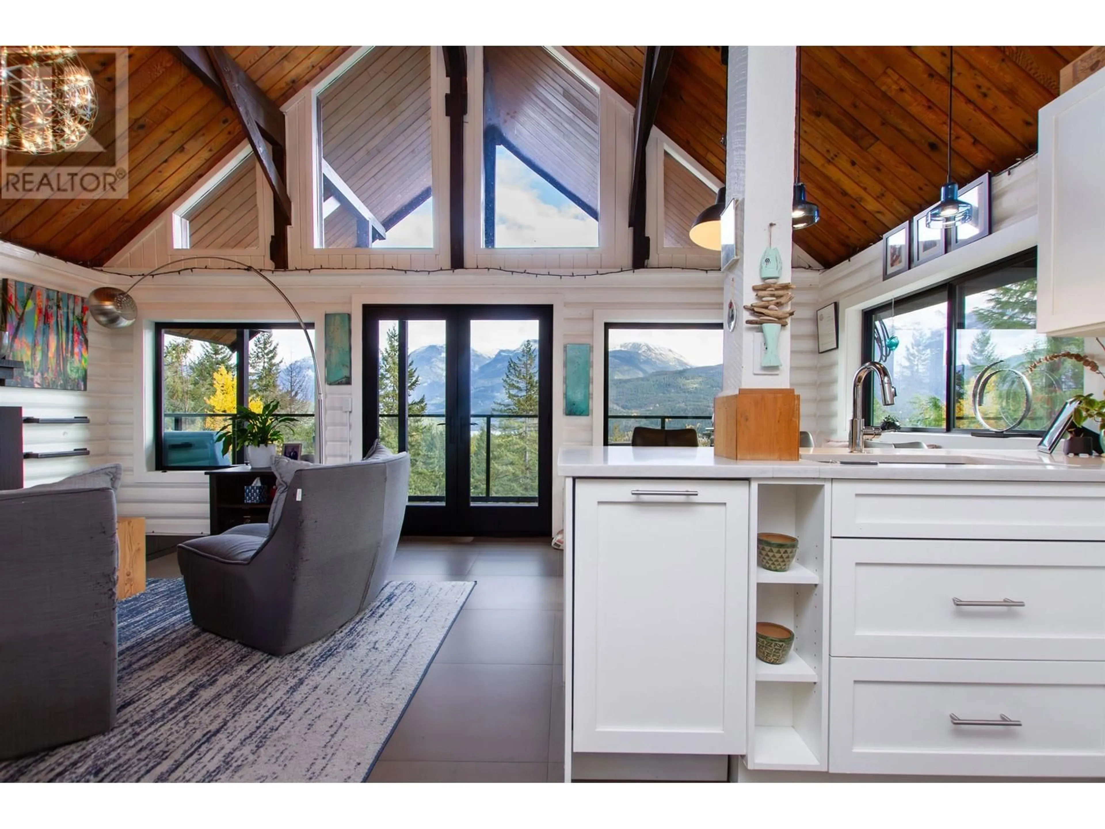 Open concept kitchen, unknown for 8706 WEDGEVIEW PLACE, Whistler British Columbia V8E0G1