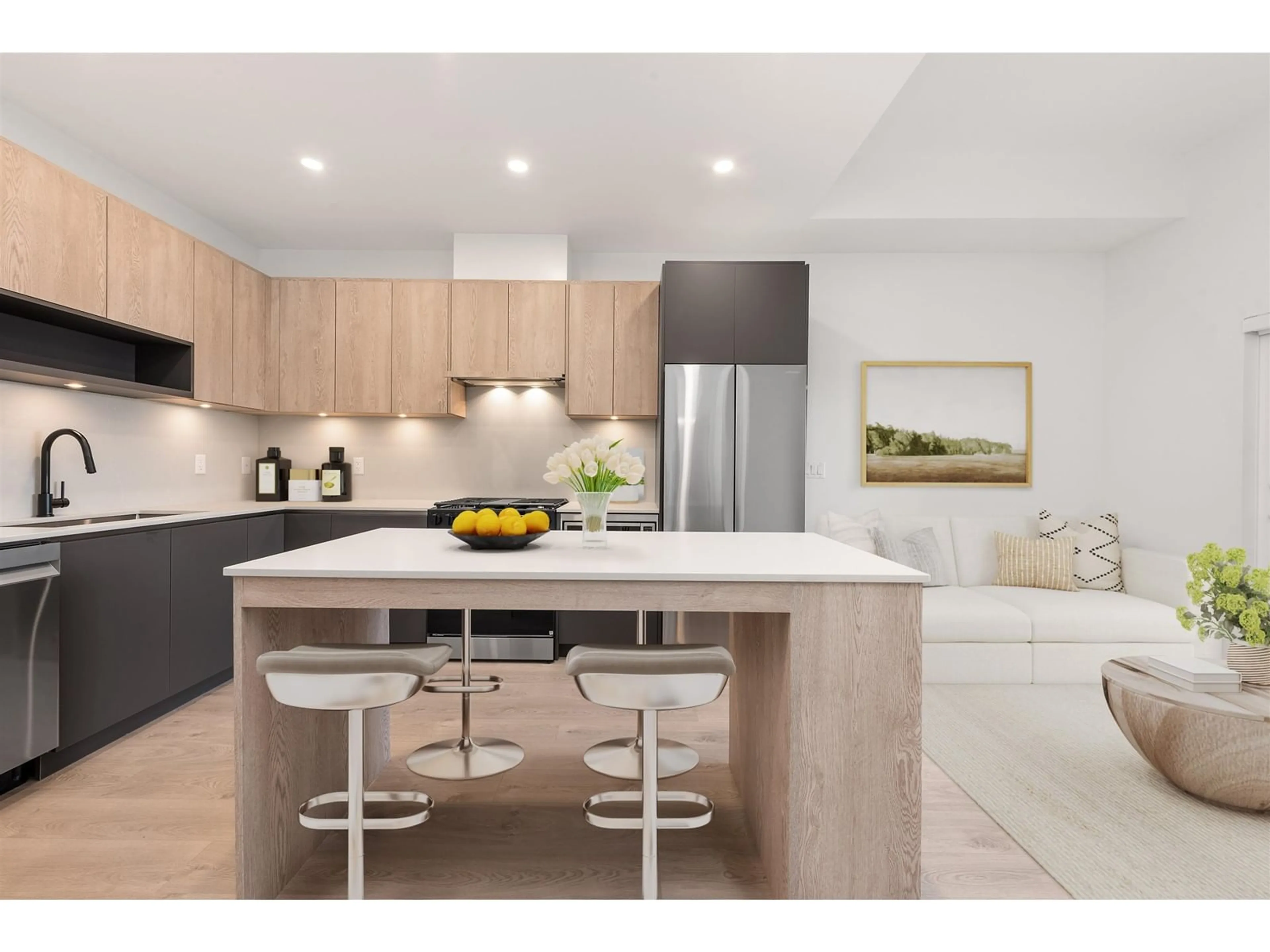 Open concept kitchen, unknown for 204 - 19577 65B, Surrey British Columbia V4N6Y3