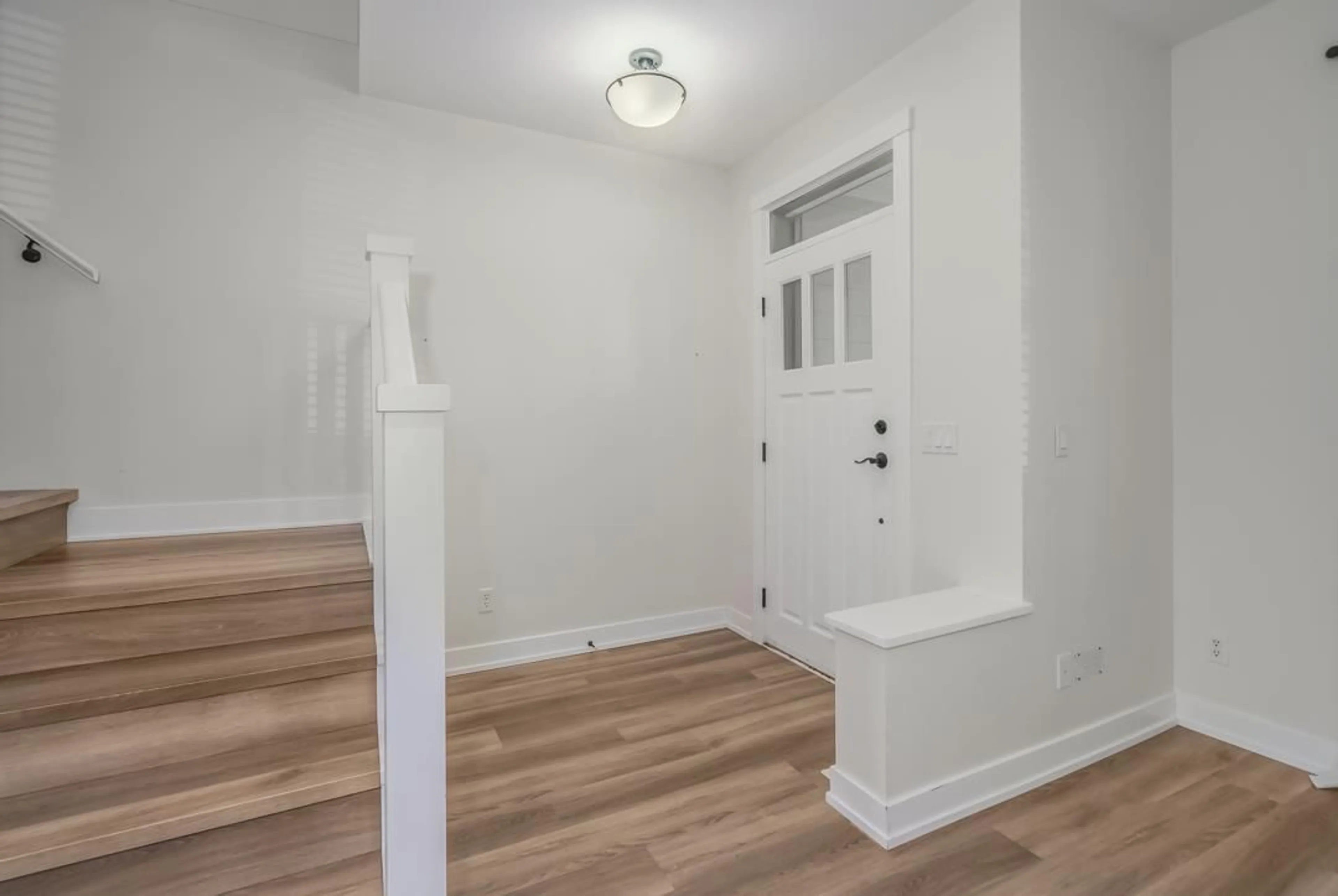 Indoor entryway for 23182 BILLY BROWN, Langley British Columbia V1M4G1