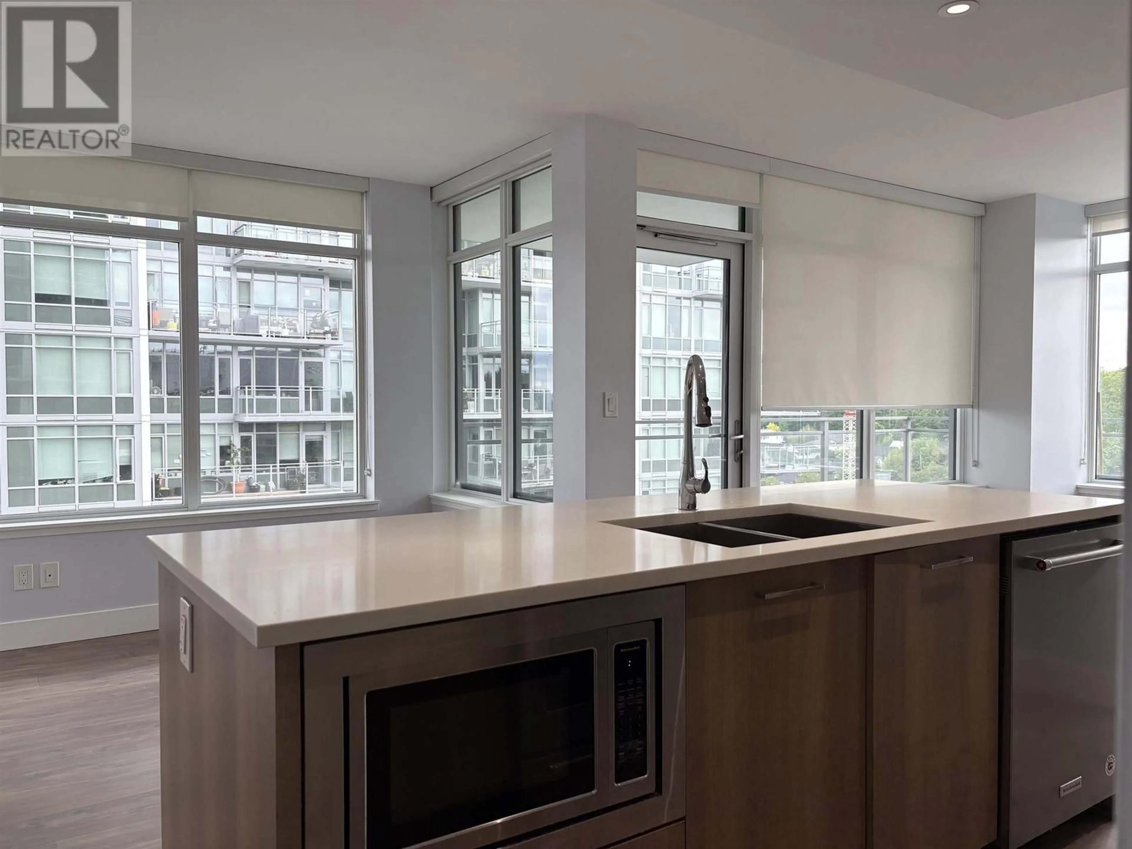 Open concept kitchen, unknown for 1202 - 258 NELSON'S COURT, New Westminster British Columbia V3L0E9