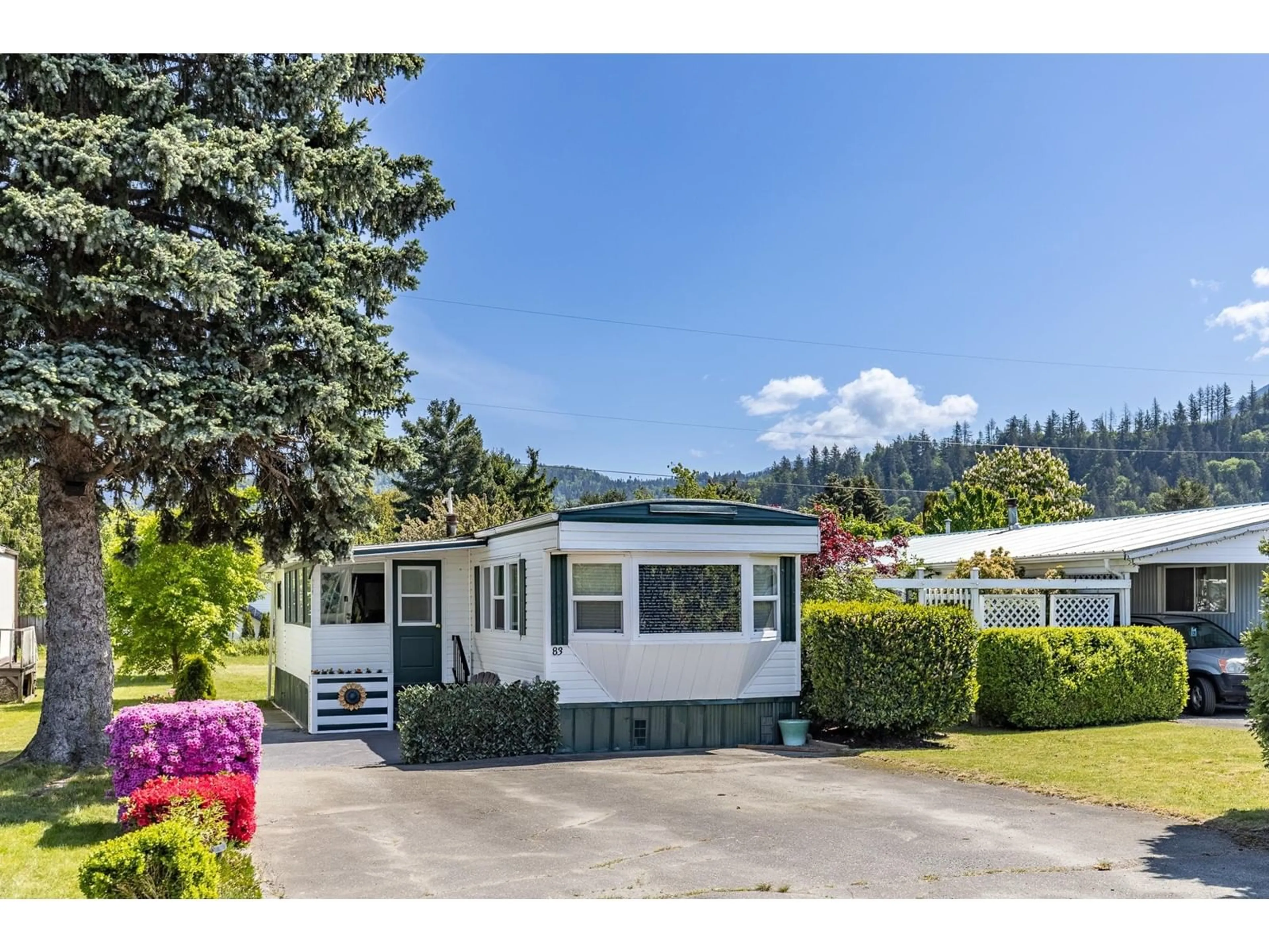 Home with vinyl exterior material, water/lake/river/ocean view for 83 - 45640 WATSON ROAD, Chilliwack British Columbia V2R3P8