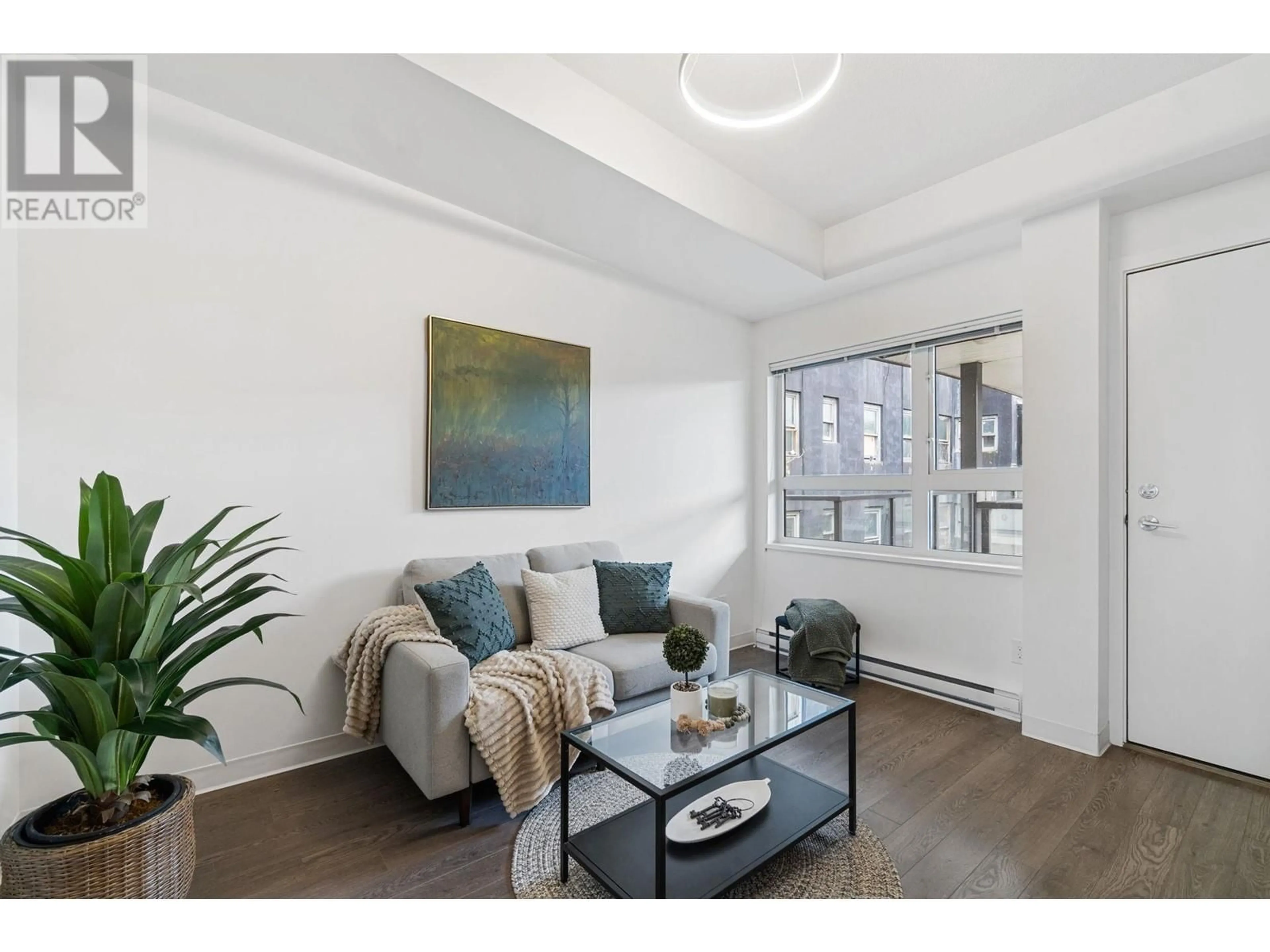 Living room with furniture, unknown for 611 - 138 HASTINGS STREET, Vancouver British Columbia V6A1N6