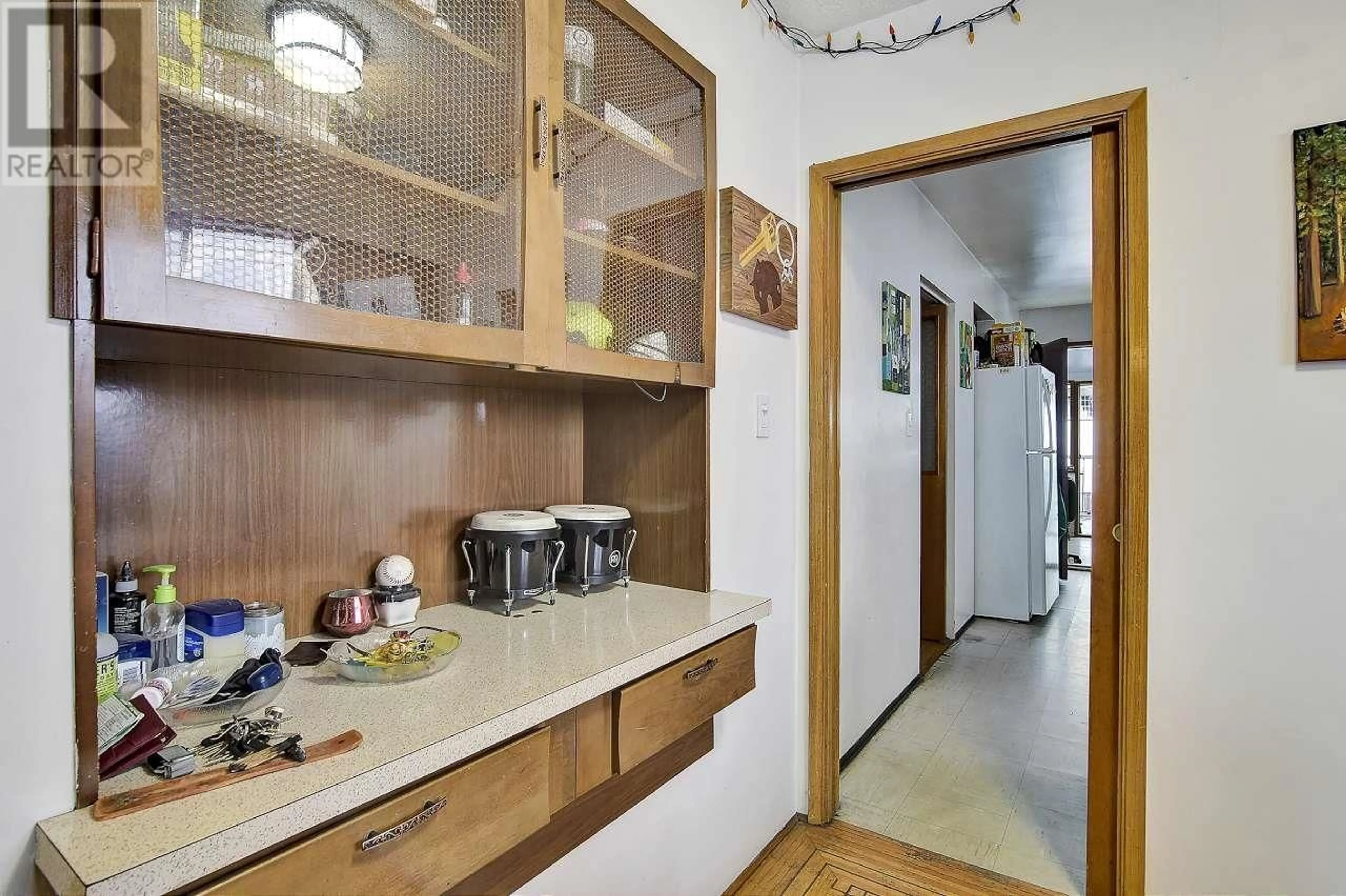 Standard kitchen, unknown for 2149 32ND AVENUE, Vancouver British Columbia V5N3C1