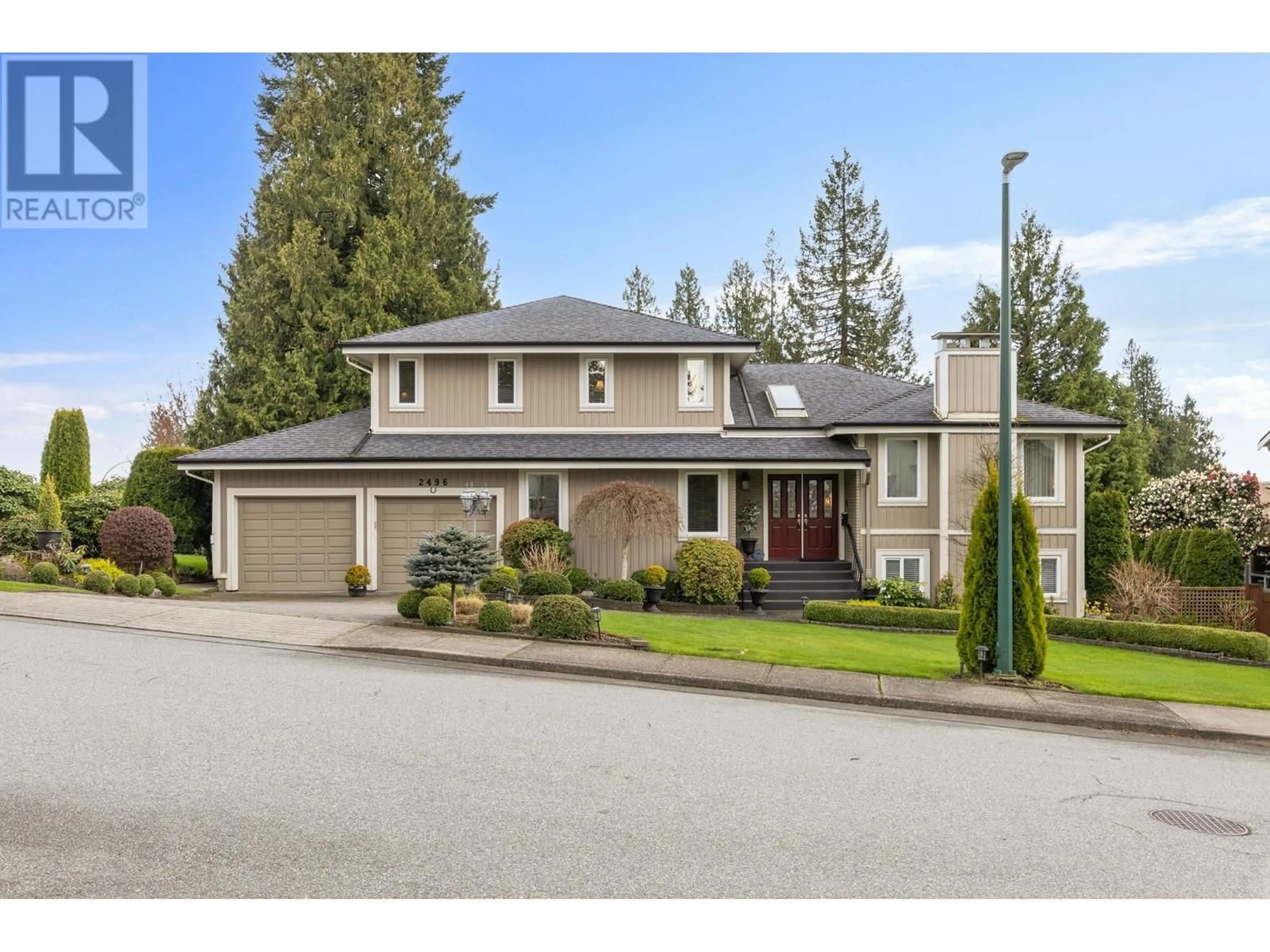 Home with vinyl exterior material, street for 2496 GALE AVENUE, Coquitlam British Columbia V3K6B6