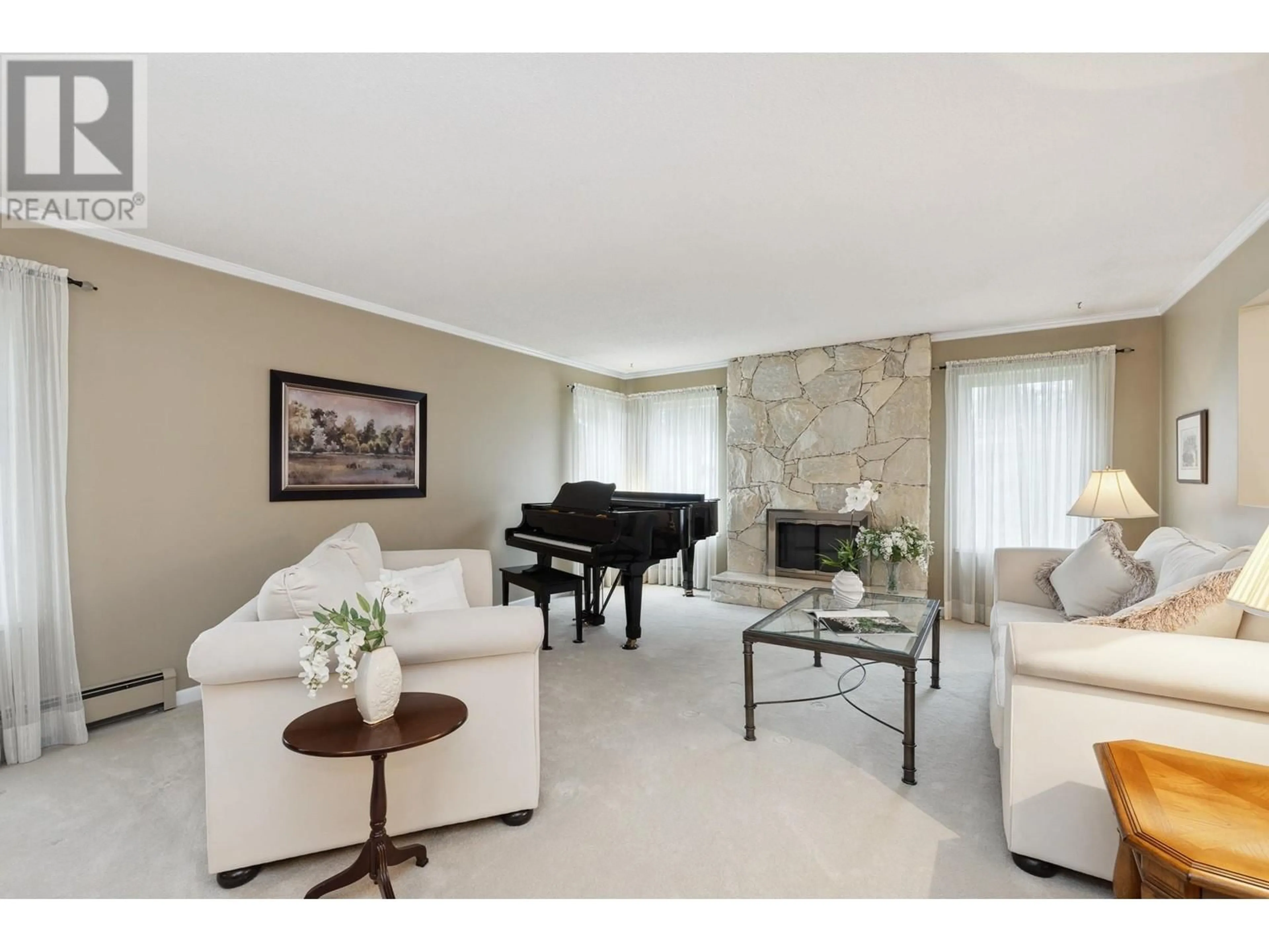 Living room with furniture, unknown for 2496 GALE AVENUE, Coquitlam British Columbia V3K6B6