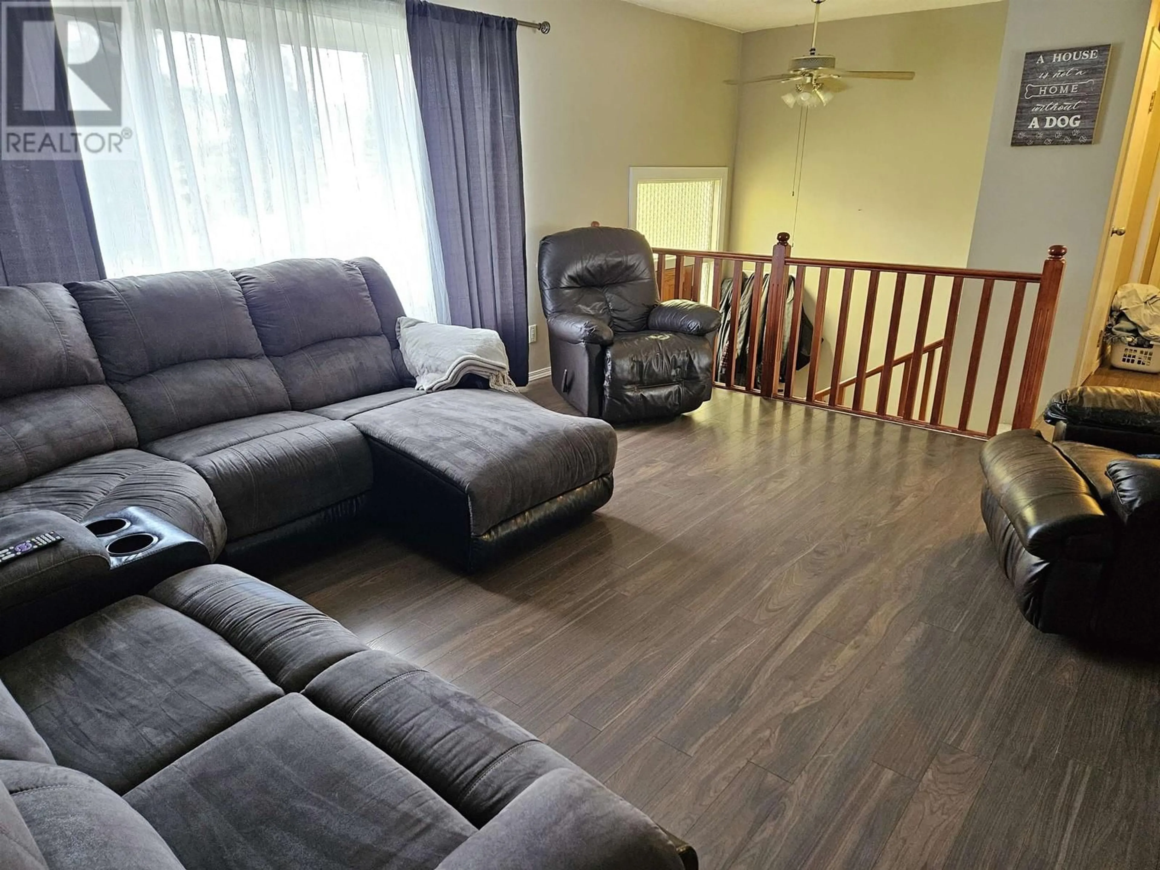 Living room with furniture, unknown for 1709 JUNIPER STREET, Williams Lake British Columbia V2G2J1
