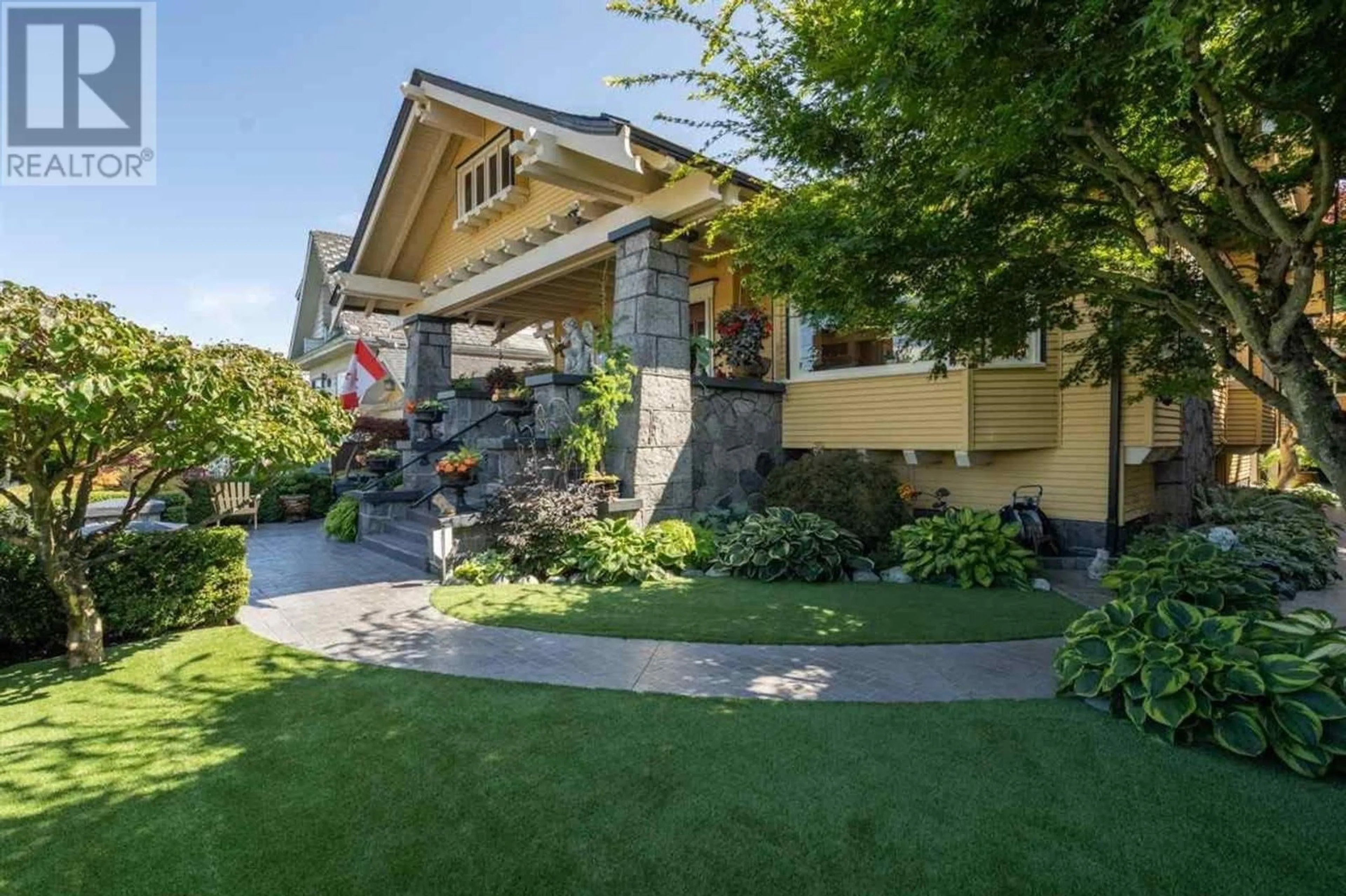Unknown for 1606 15TH AVENUE, Vancouver British Columbia V5N2G1